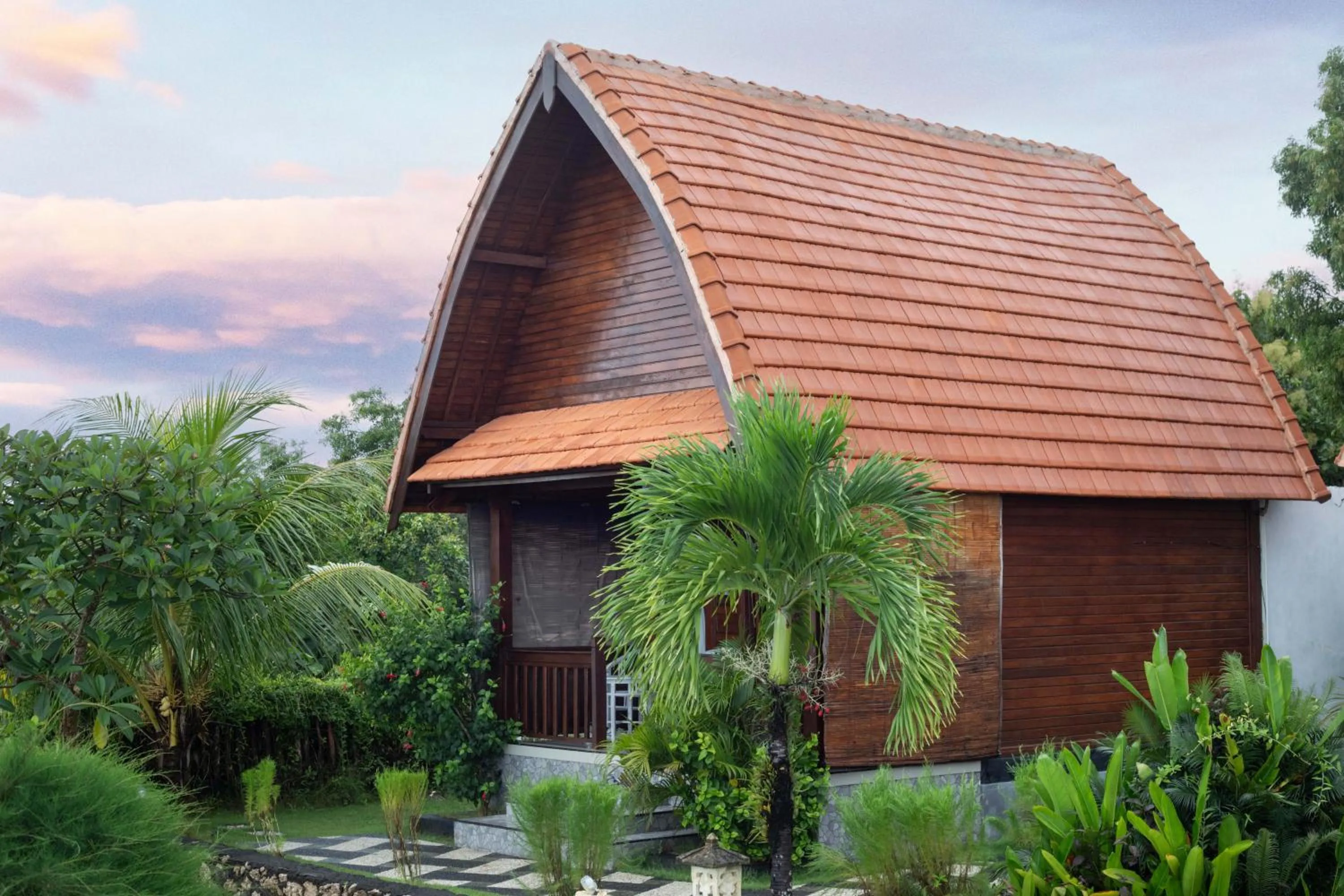 Property building in Reynten Hill