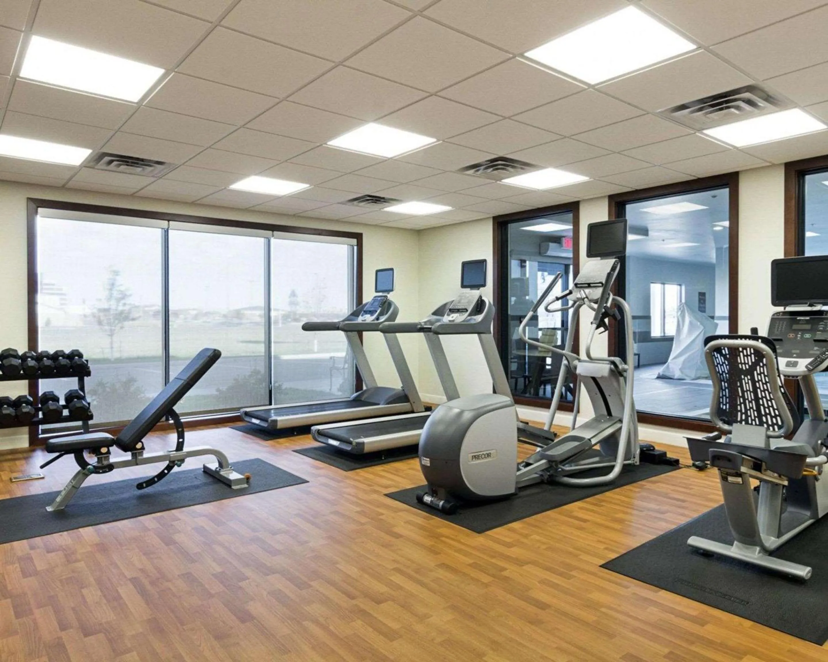 Fitness centre/facilities in Comfort Suites Fargo Medical Center