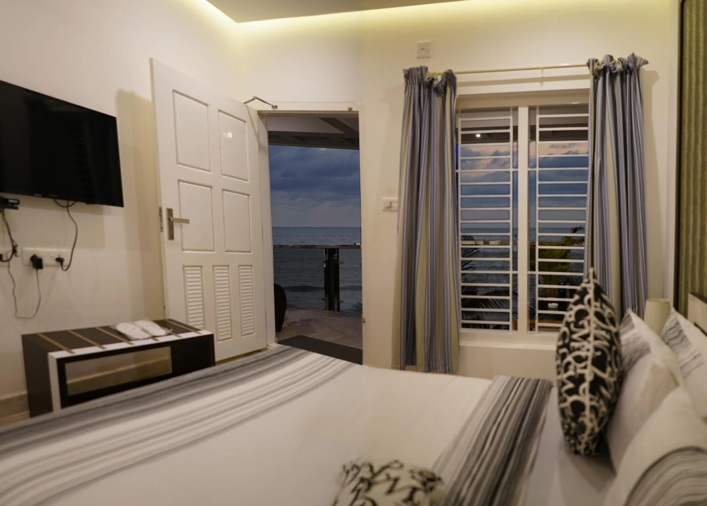 Bed in Blue Nile Beach Resort