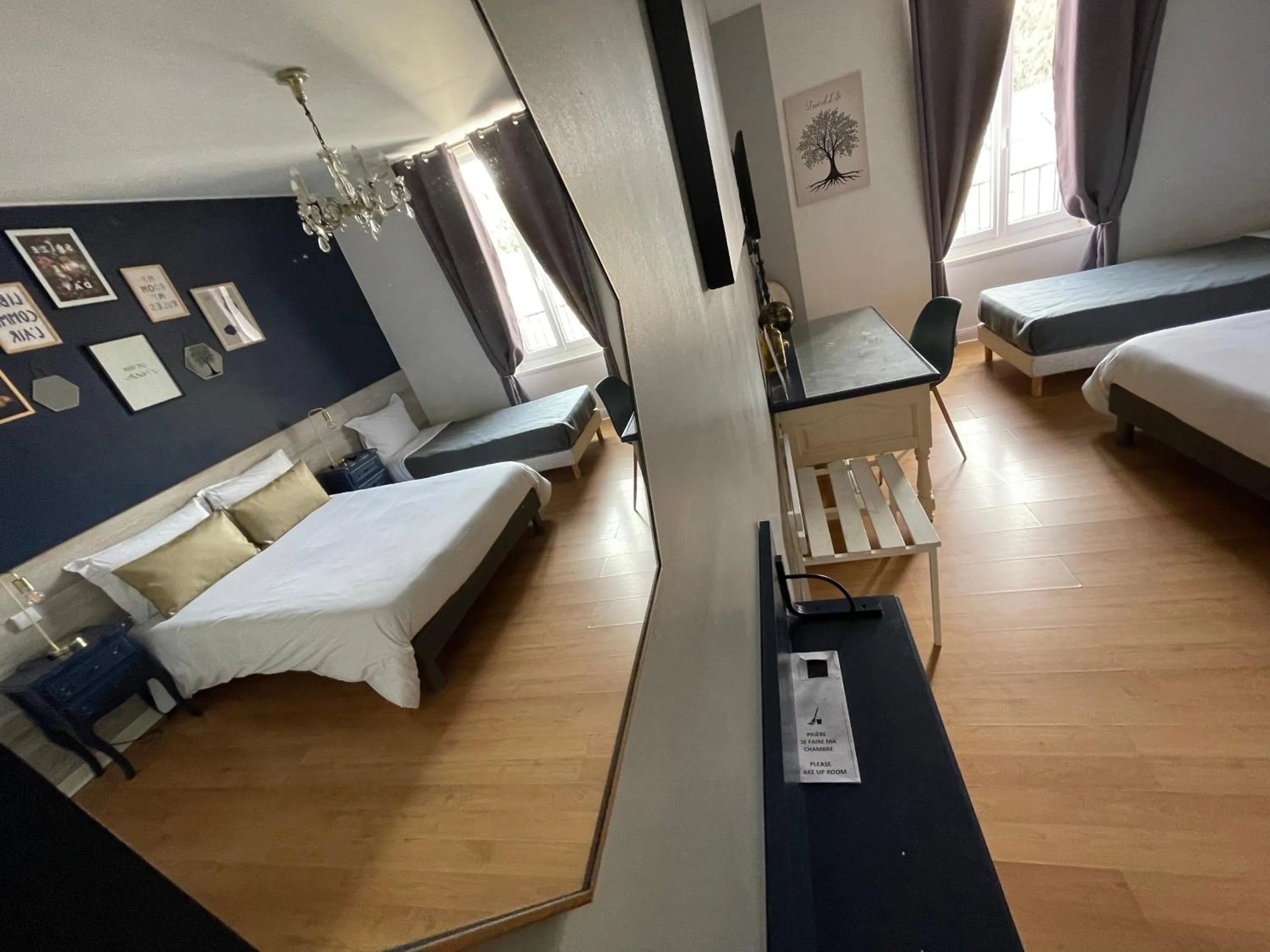 Bed in Hotel Abat Jour