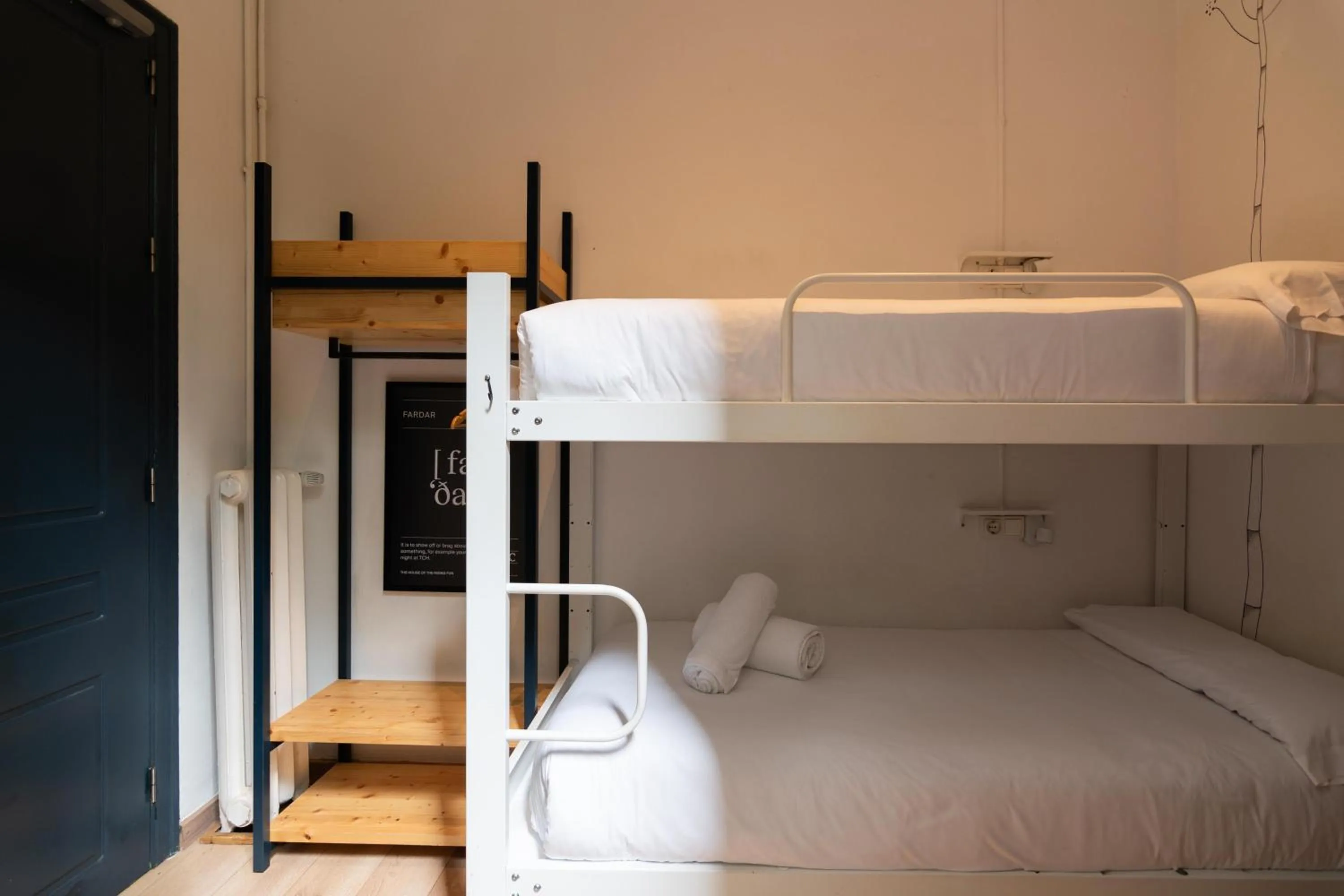 Bedroom, Bed in The Central House Barcelona Gracia