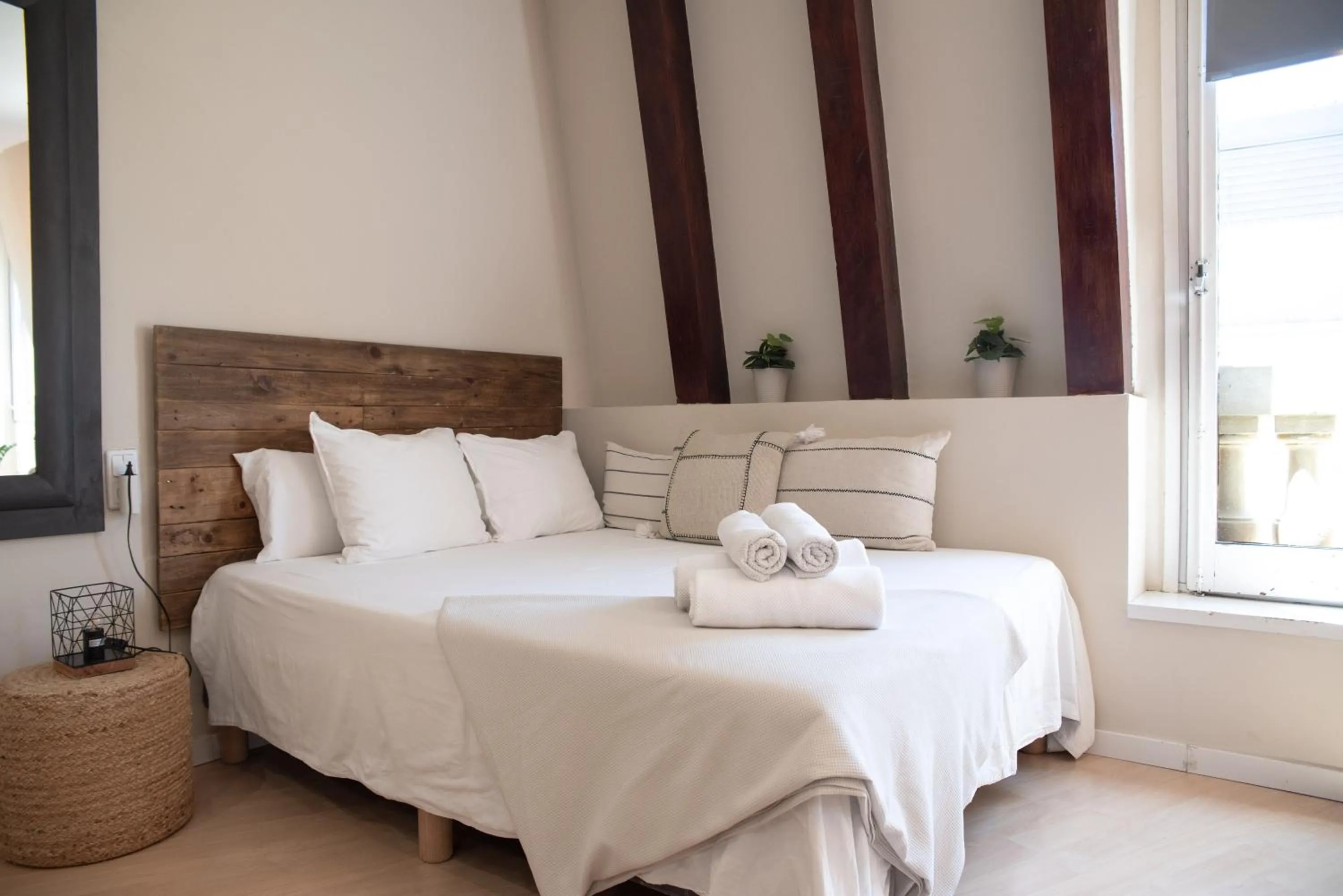 Bedroom, Bed in El Alma de las Ramblas
