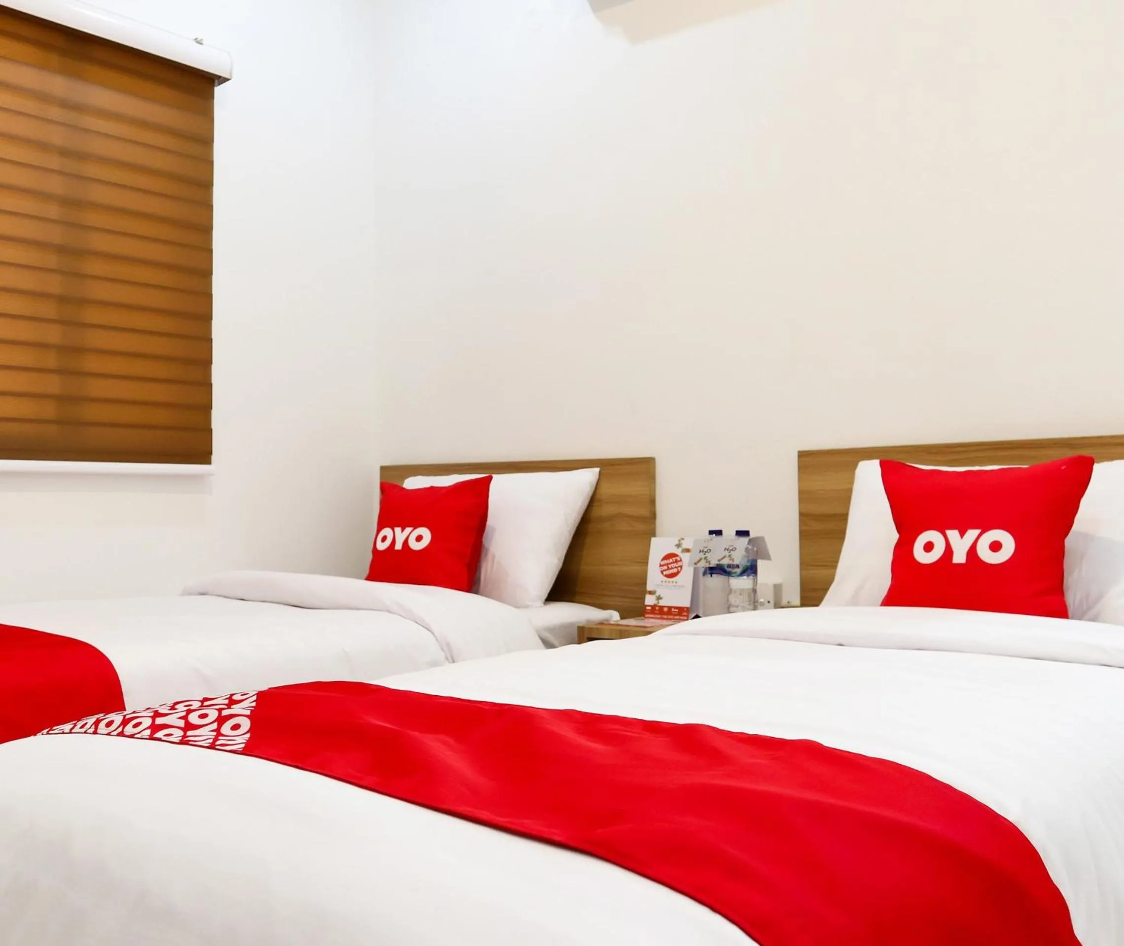 Bedroom in Hotel O Monalisa Residence And Cafe