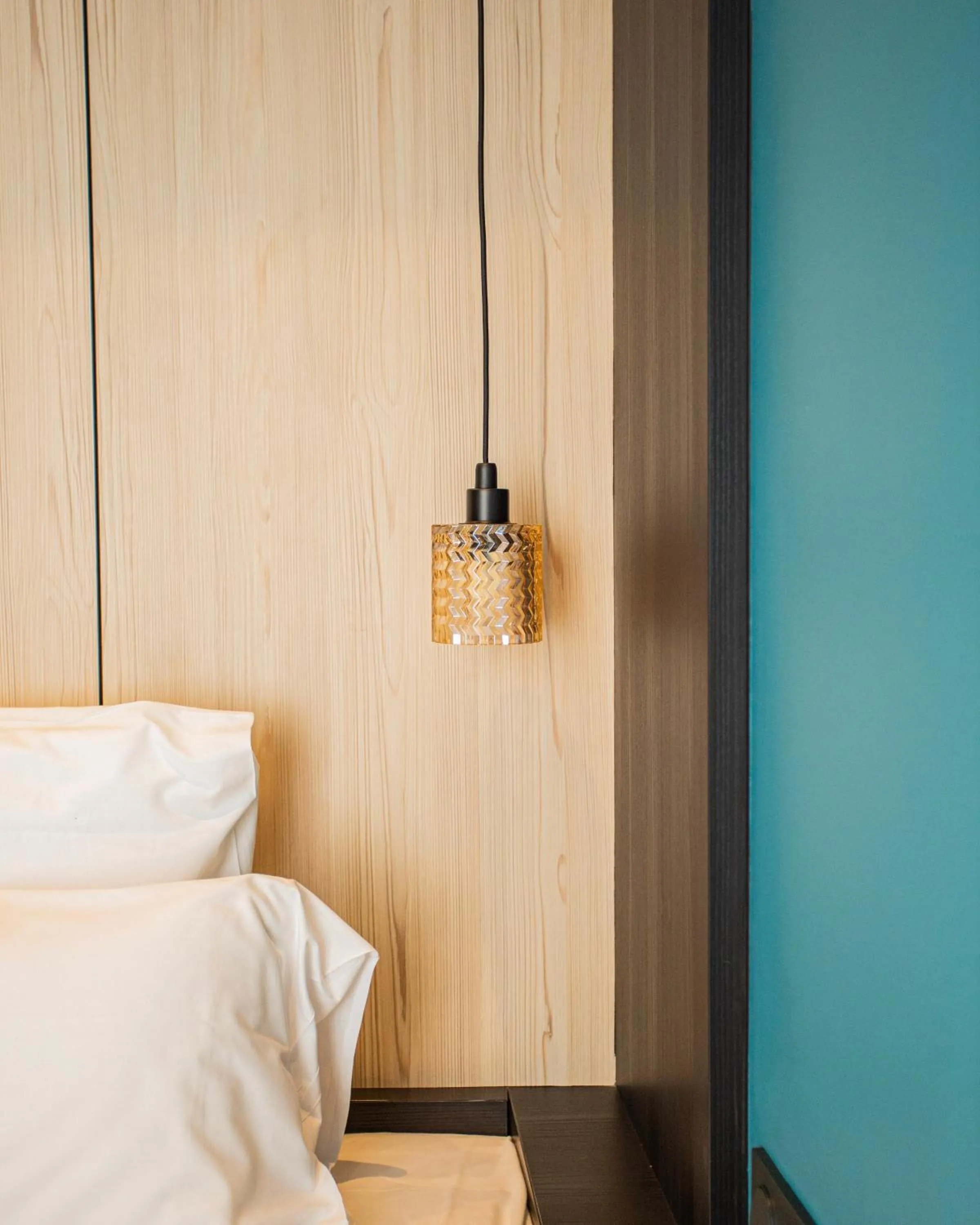 Bed in Grand Hôtel Clichy Paris