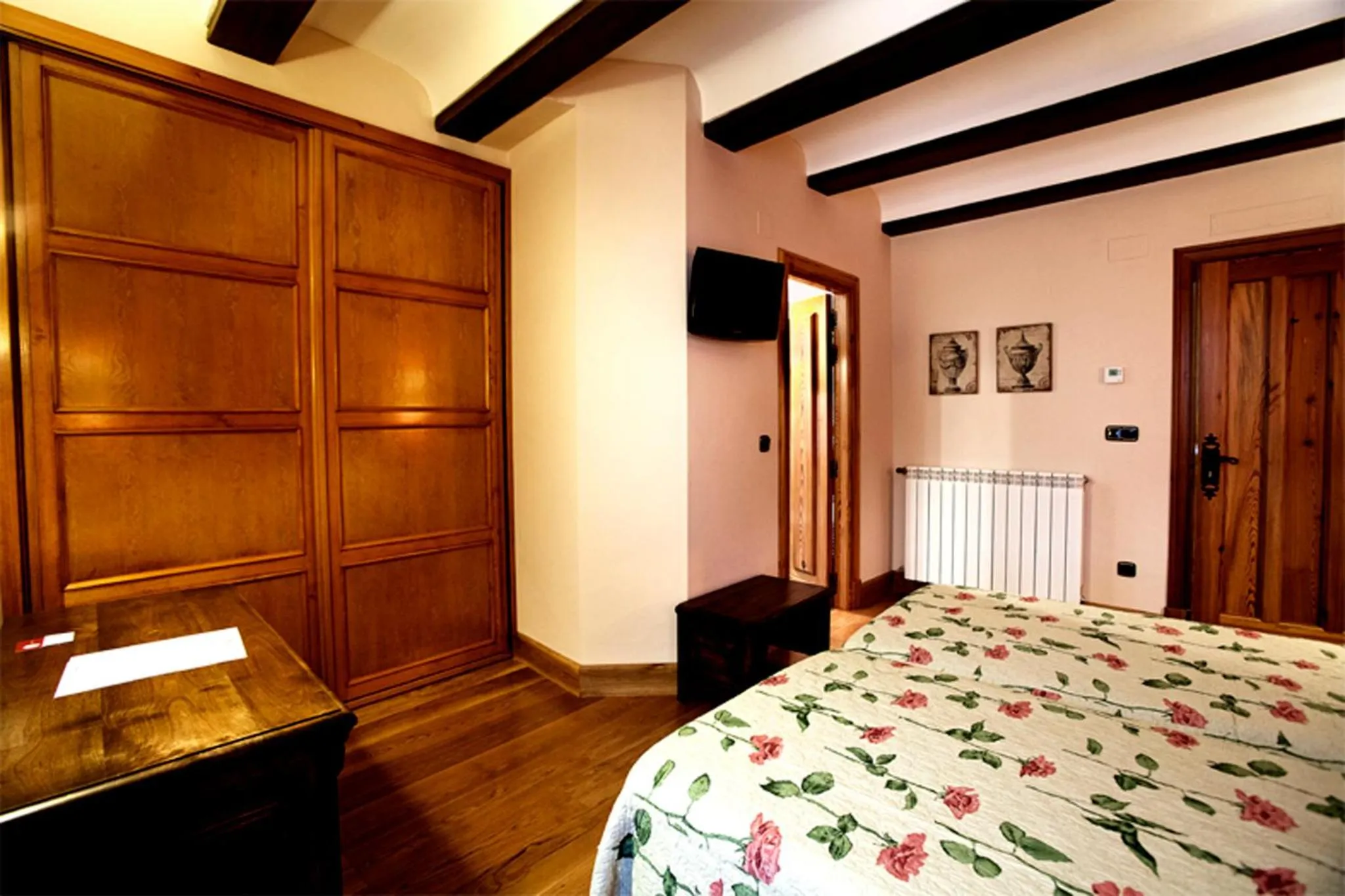 Bedroom, Bed in Villa Ferrera Posada Rural