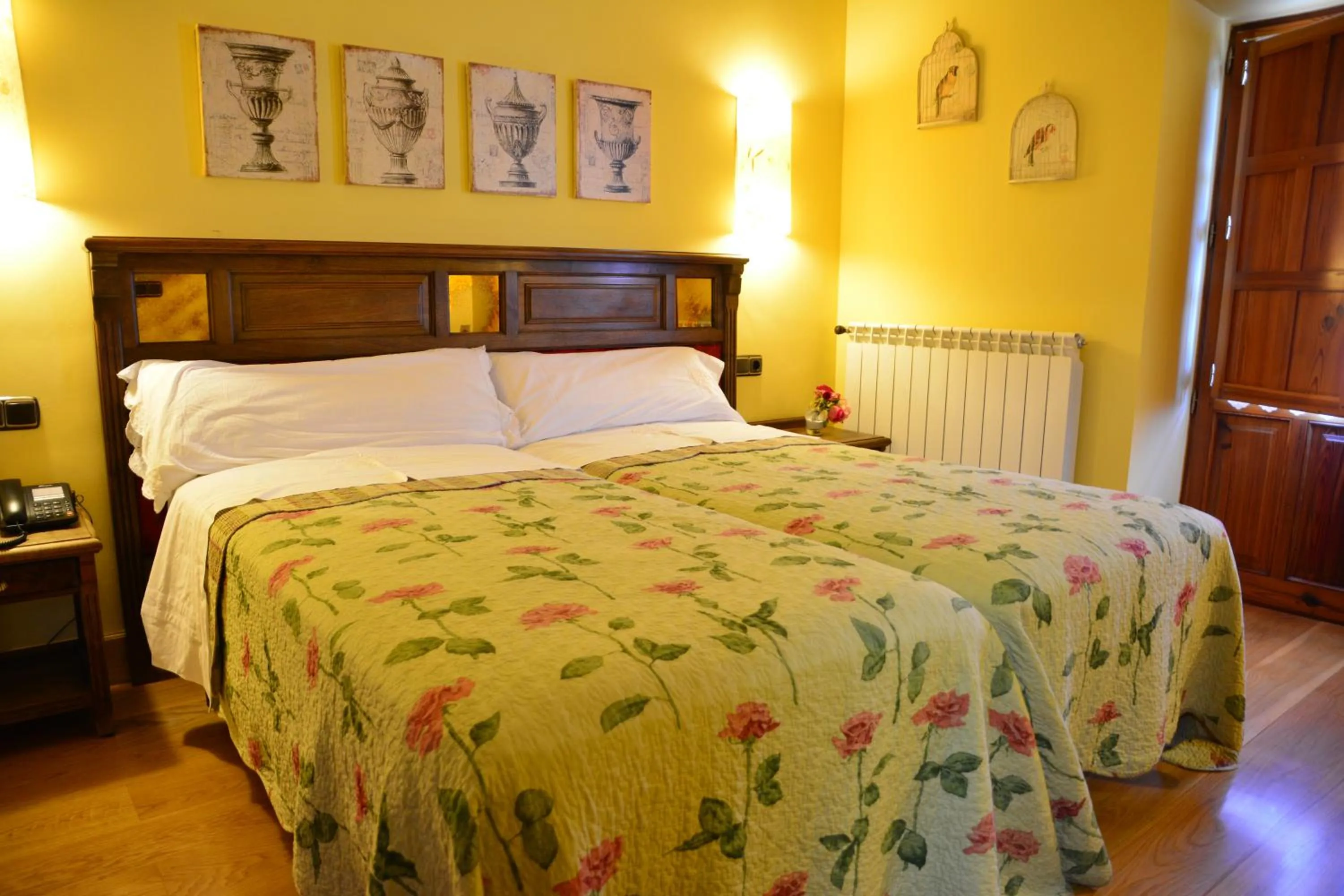 Continental breakfast, Bed in Villa Ferrera Posada Rural