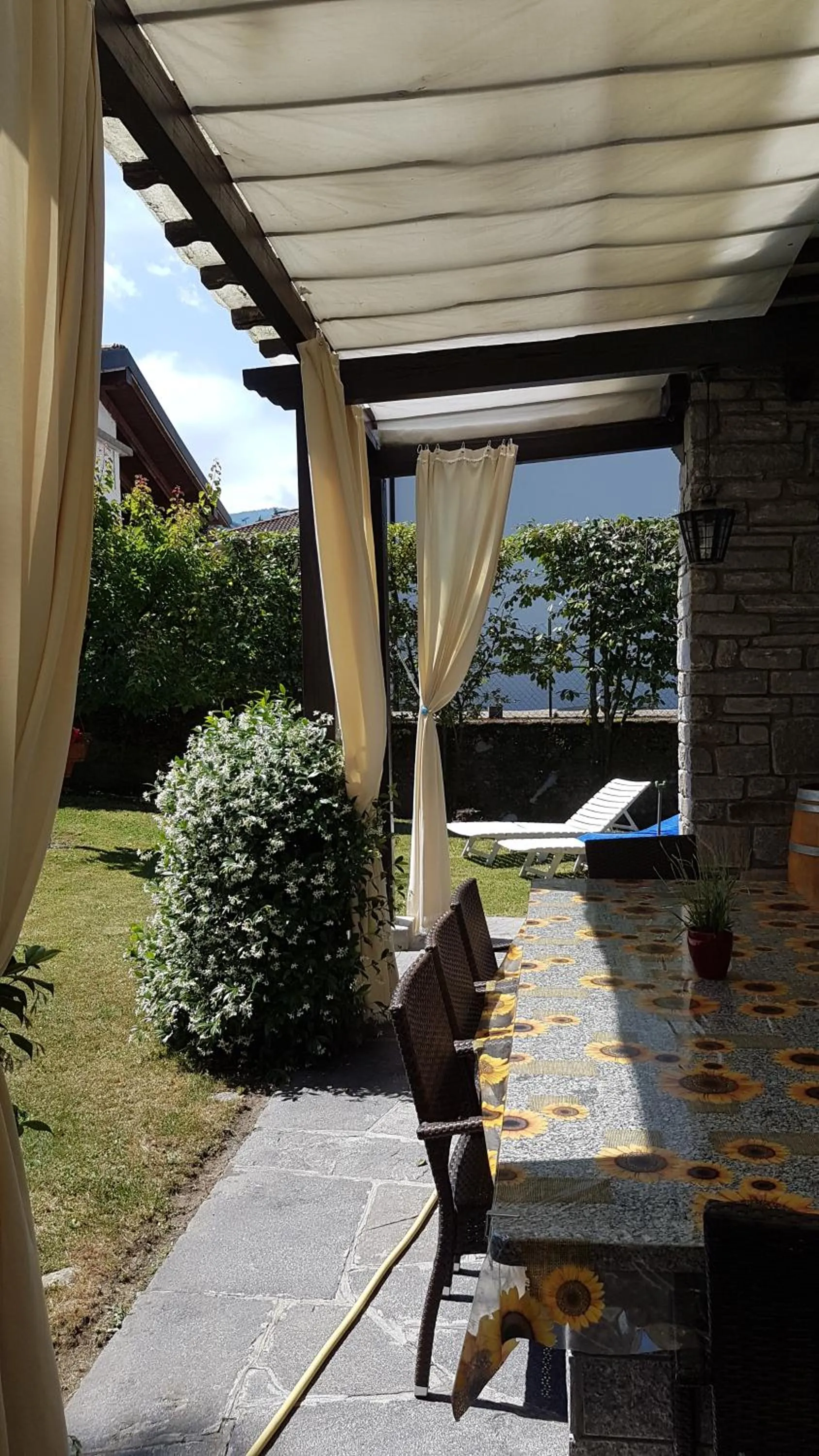 Patio in Bed & Breakfast Gli Oleandri