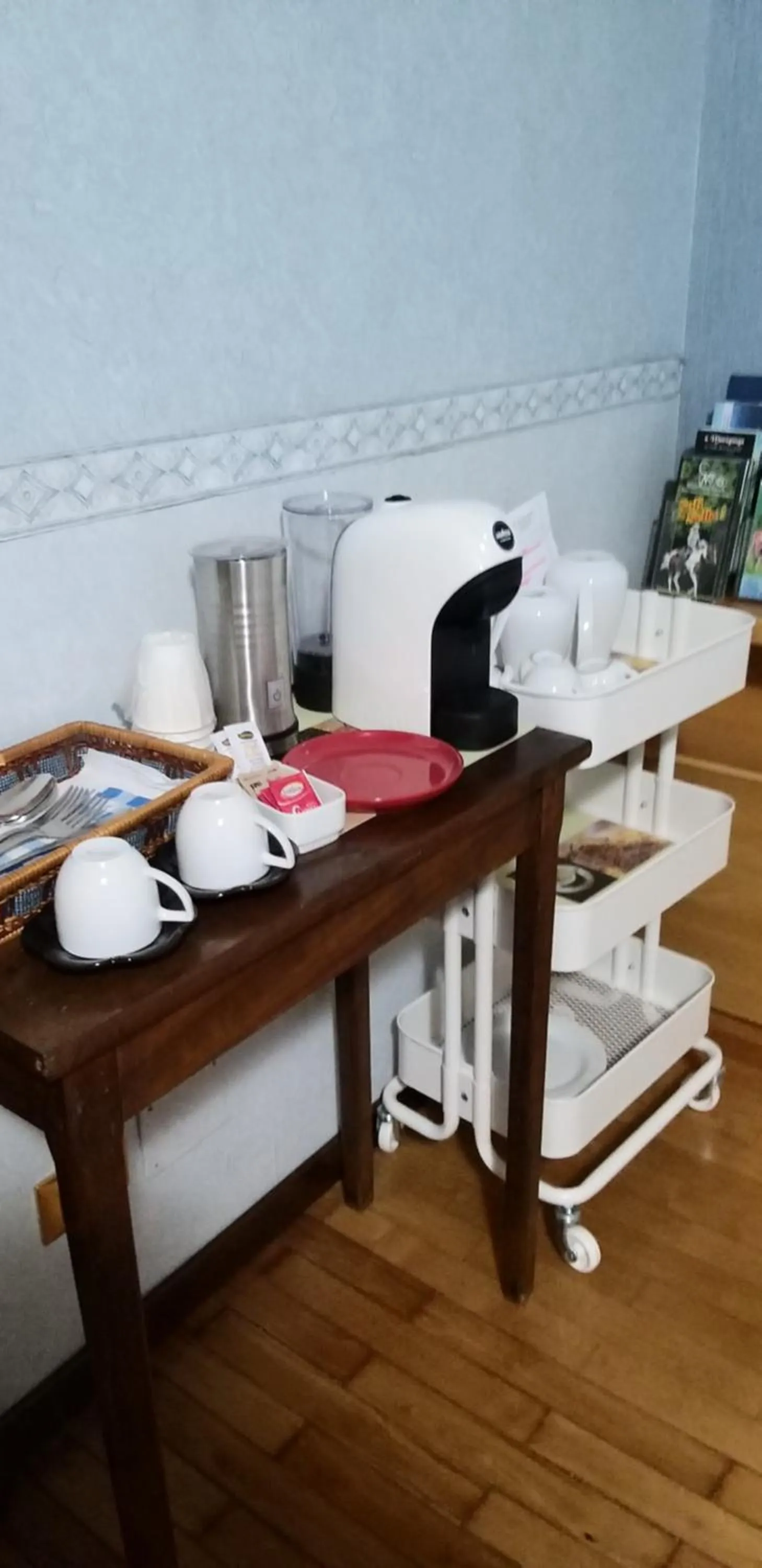 Coffee/tea facilities in Bed & Breakfast Gli Oleandri