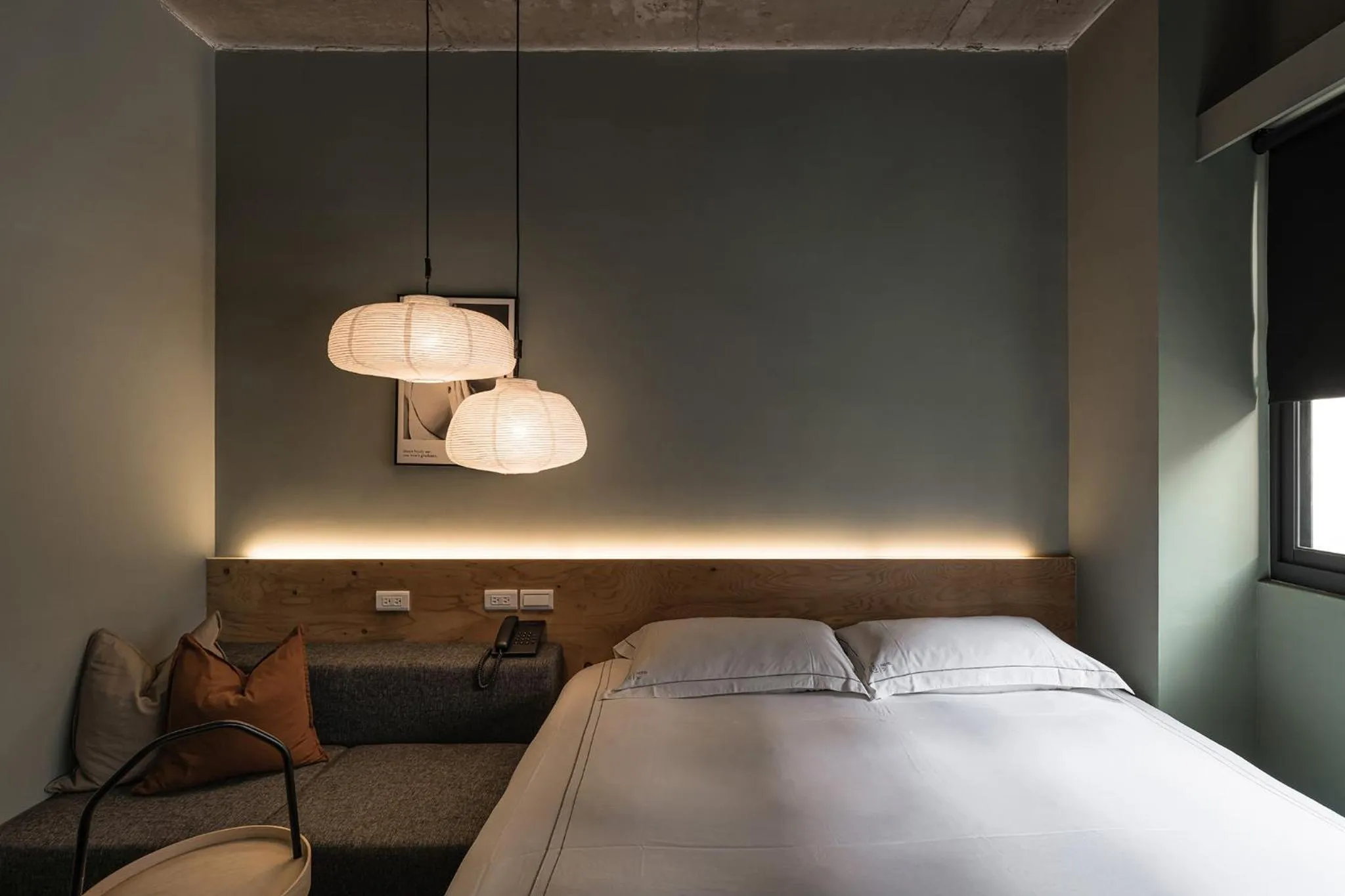 Photo of the whole room, Bed in SI Hotel