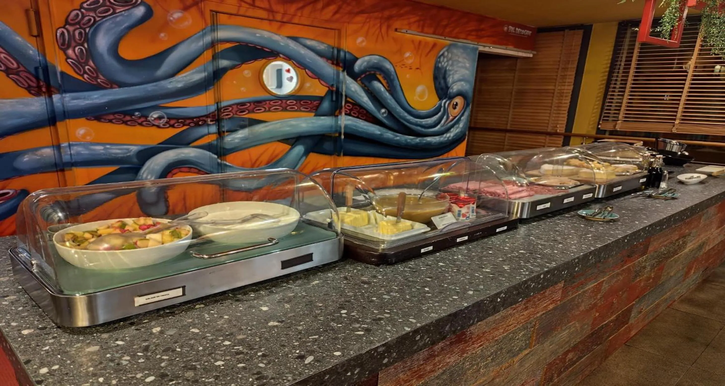 Breakfast in Best Western Linko Aubagne