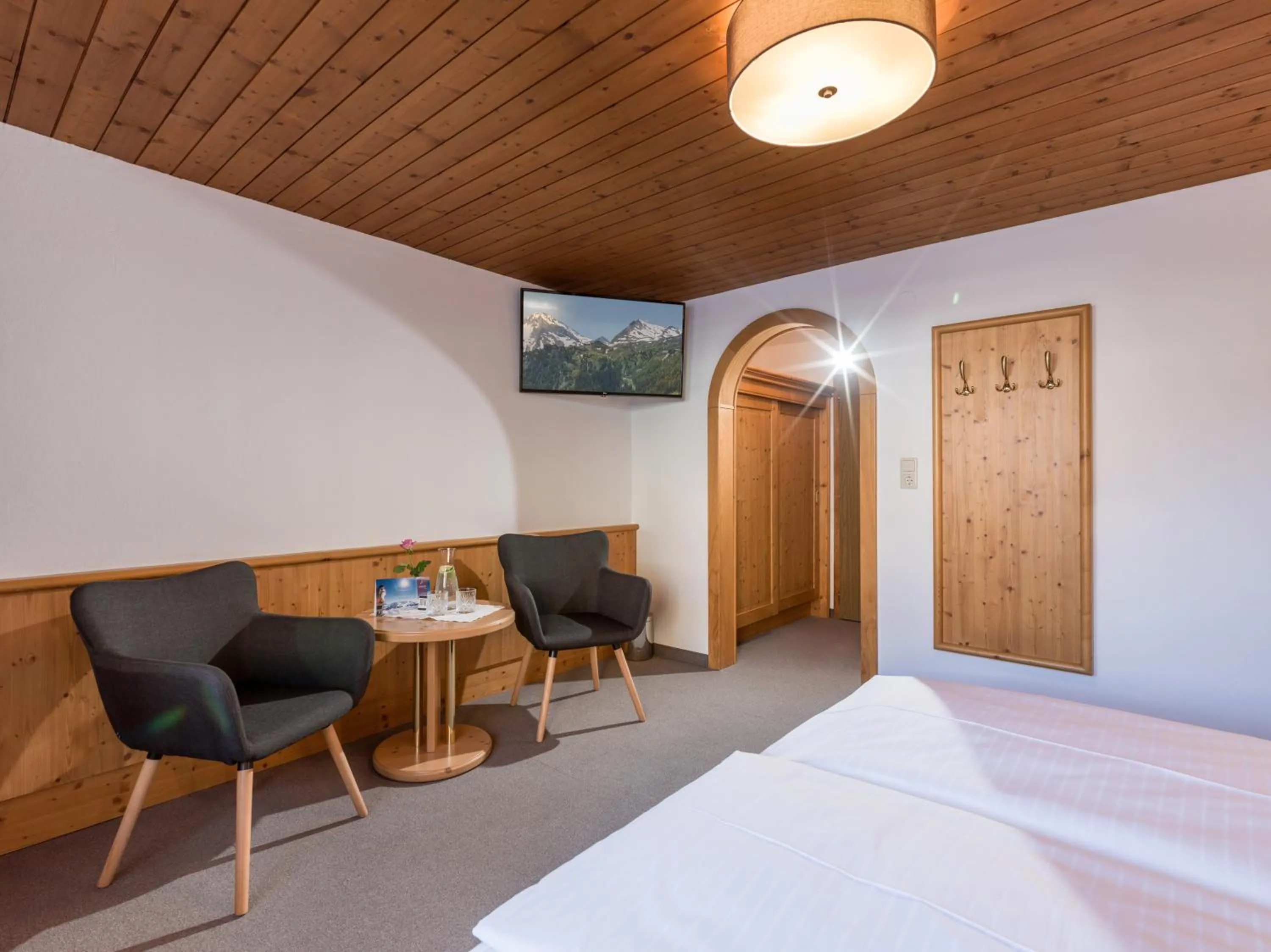 Photo of the whole room, Bed in Hotel Kössler