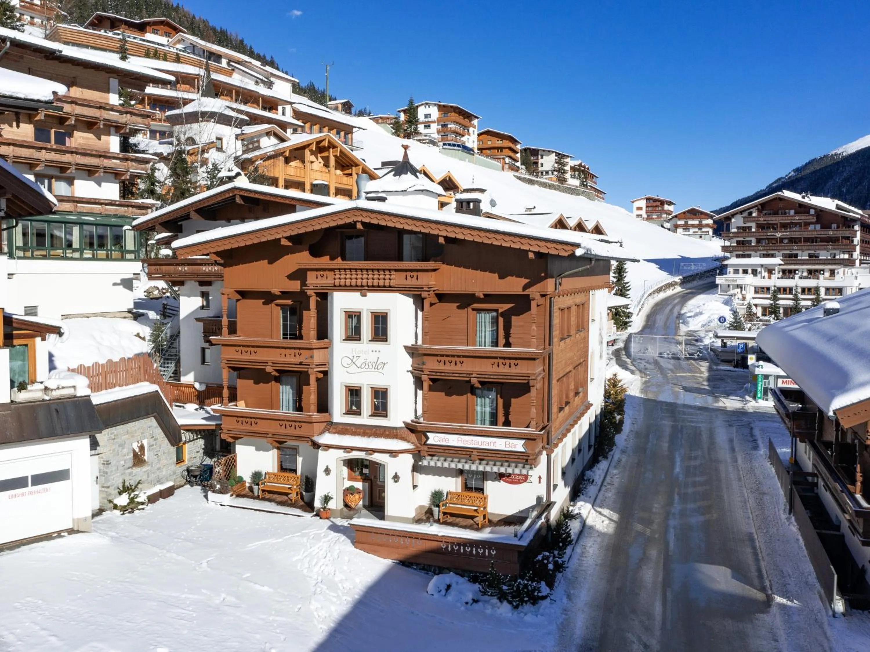 Property building in Hotel Kössler