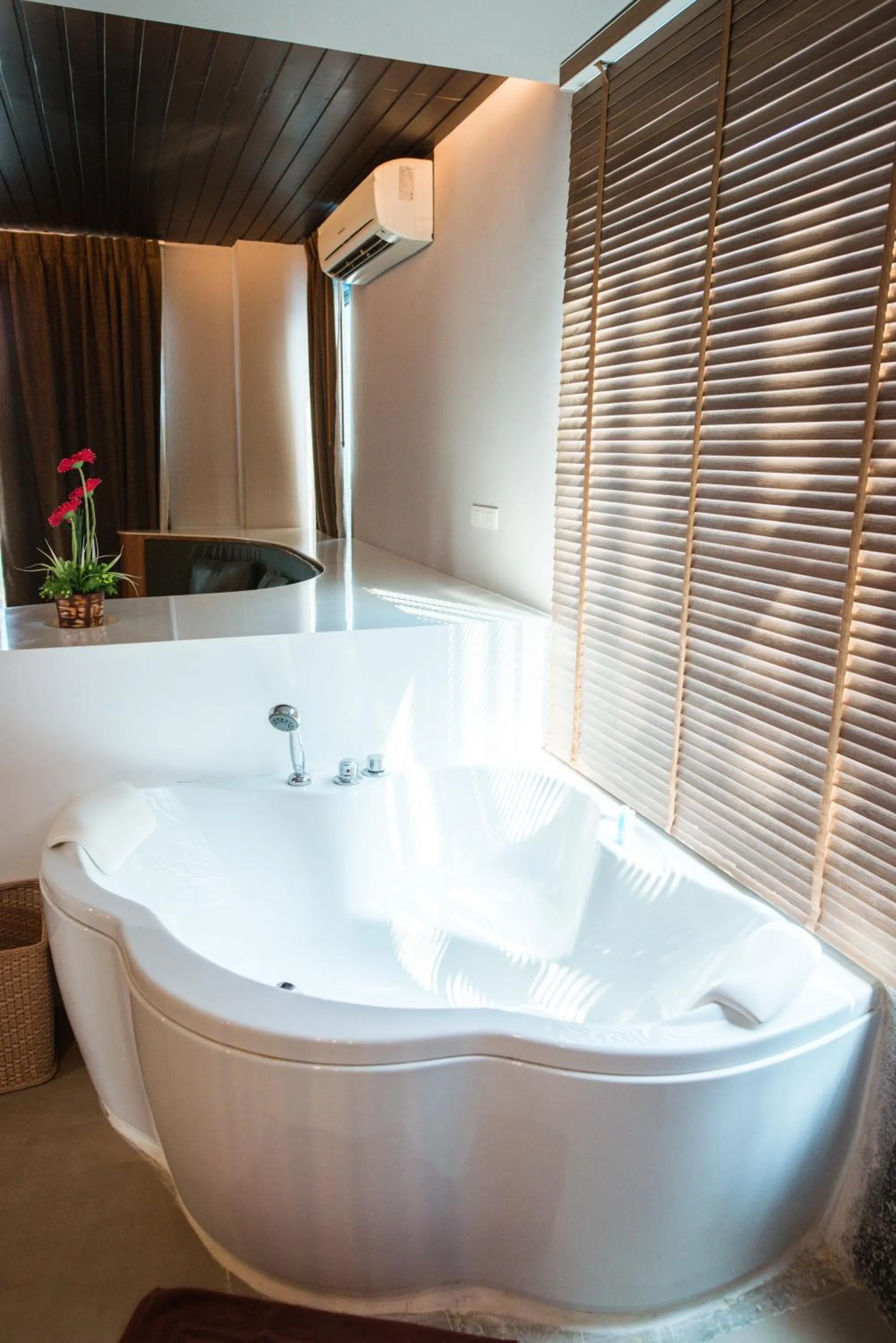 Bathroom in Mantra Varee Hotel