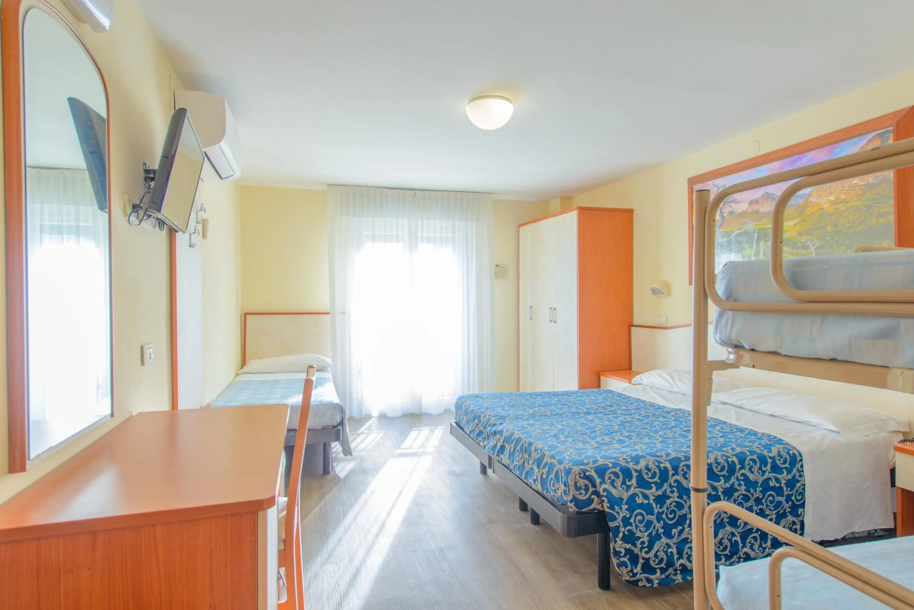 Bed in Hotel San Marino