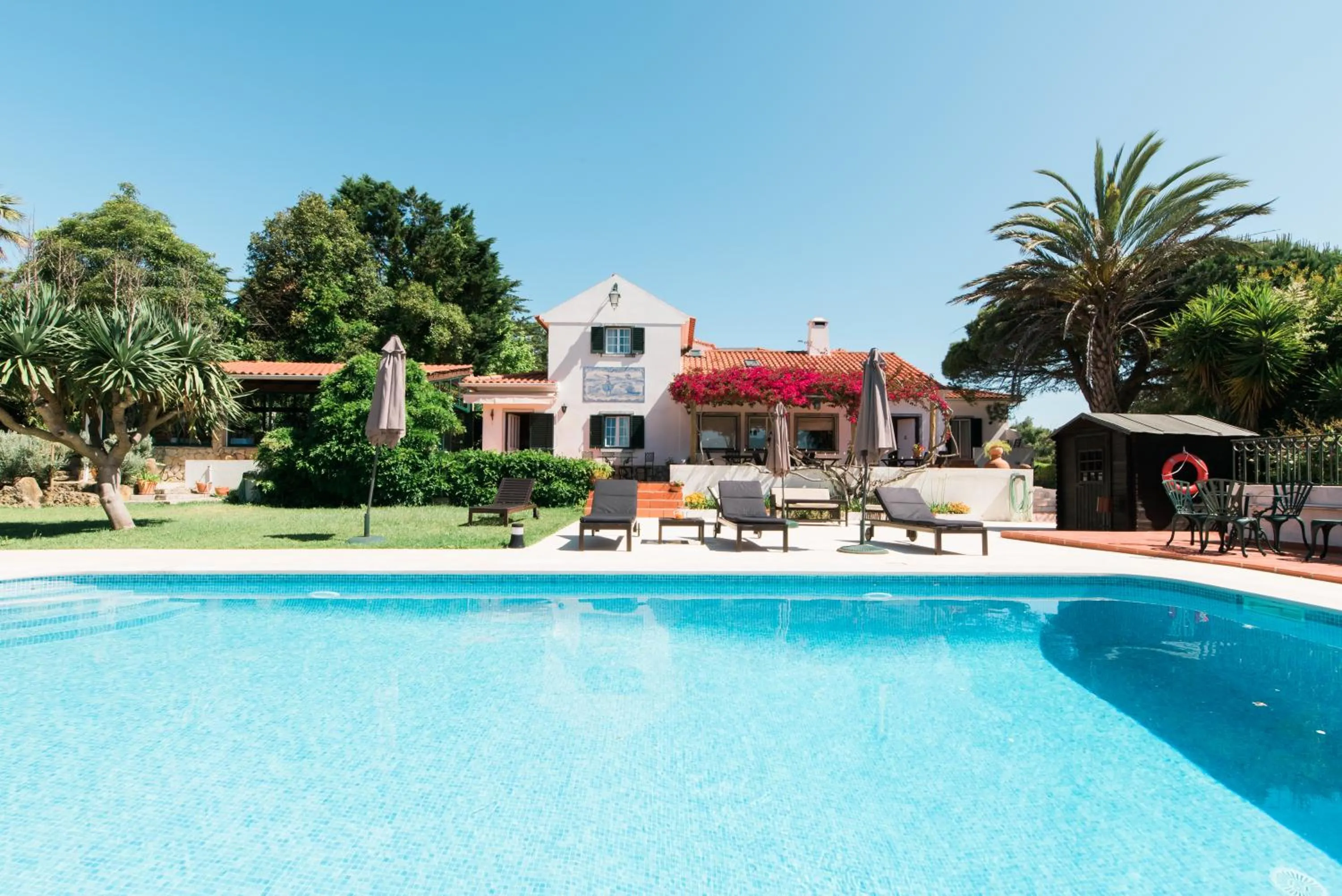 Property building in Quinta Verde Sintra - Casa de Campo
