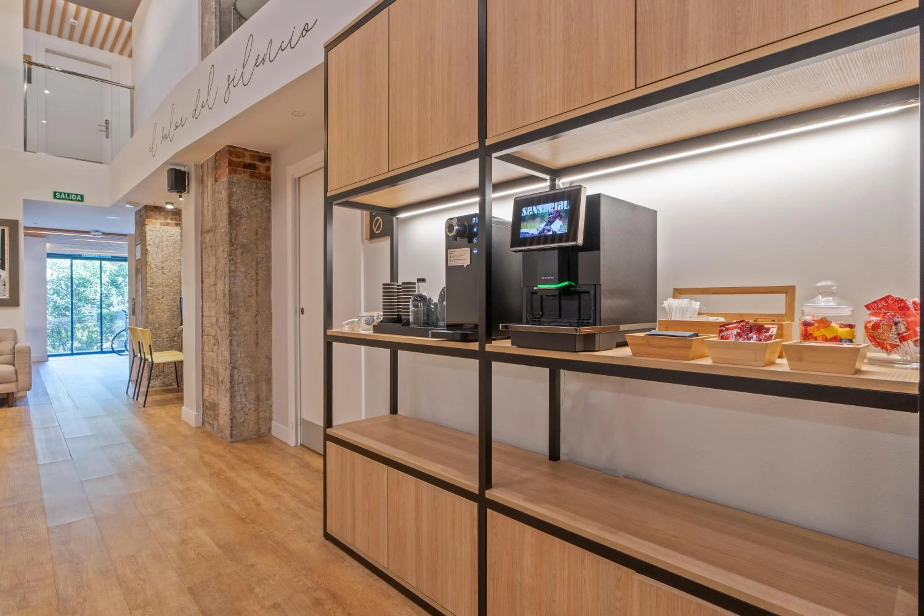 Coffee/tea facilities in Uma Suites Ondarreta