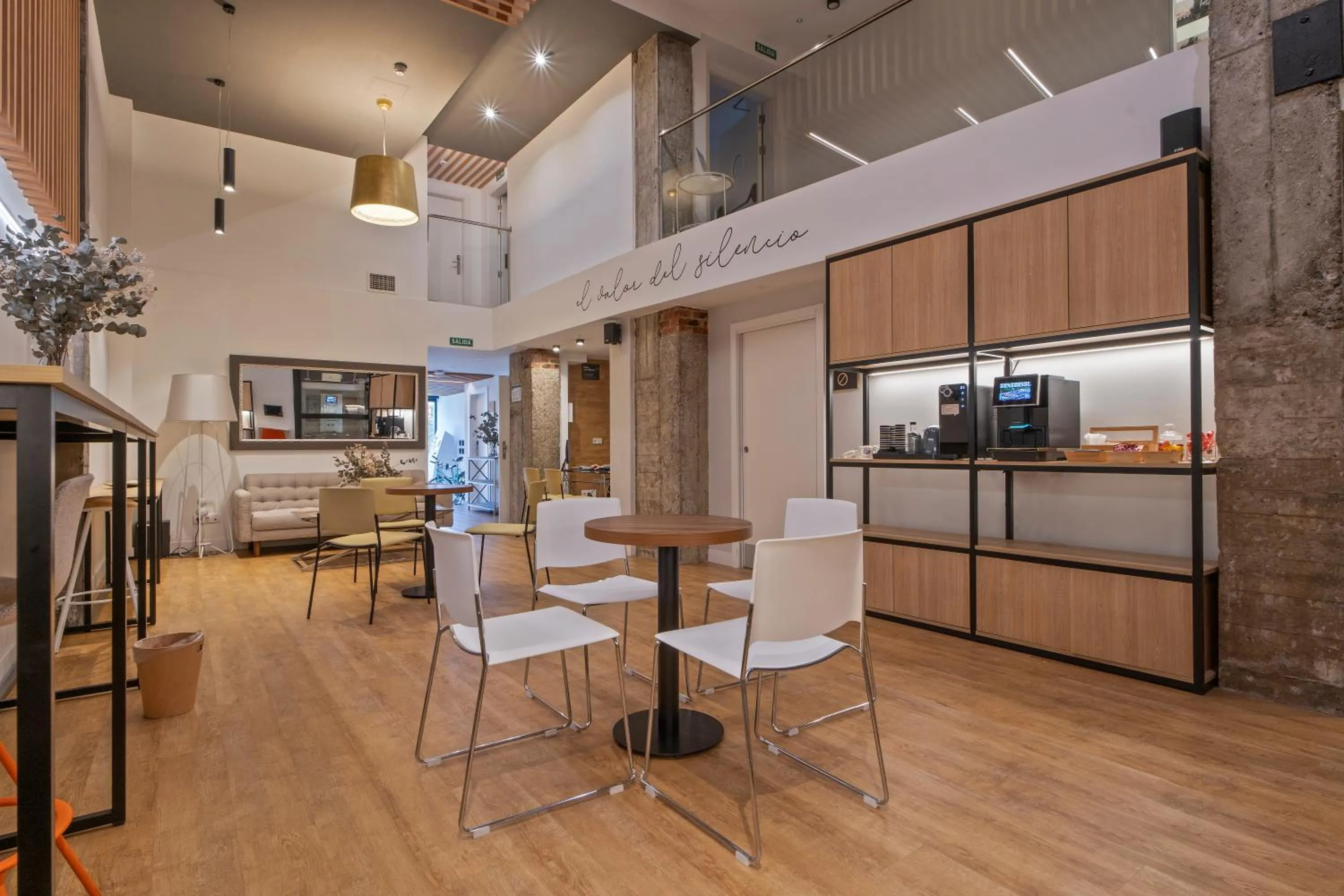 Coffee/tea facilities in Uma Suites Ondarreta