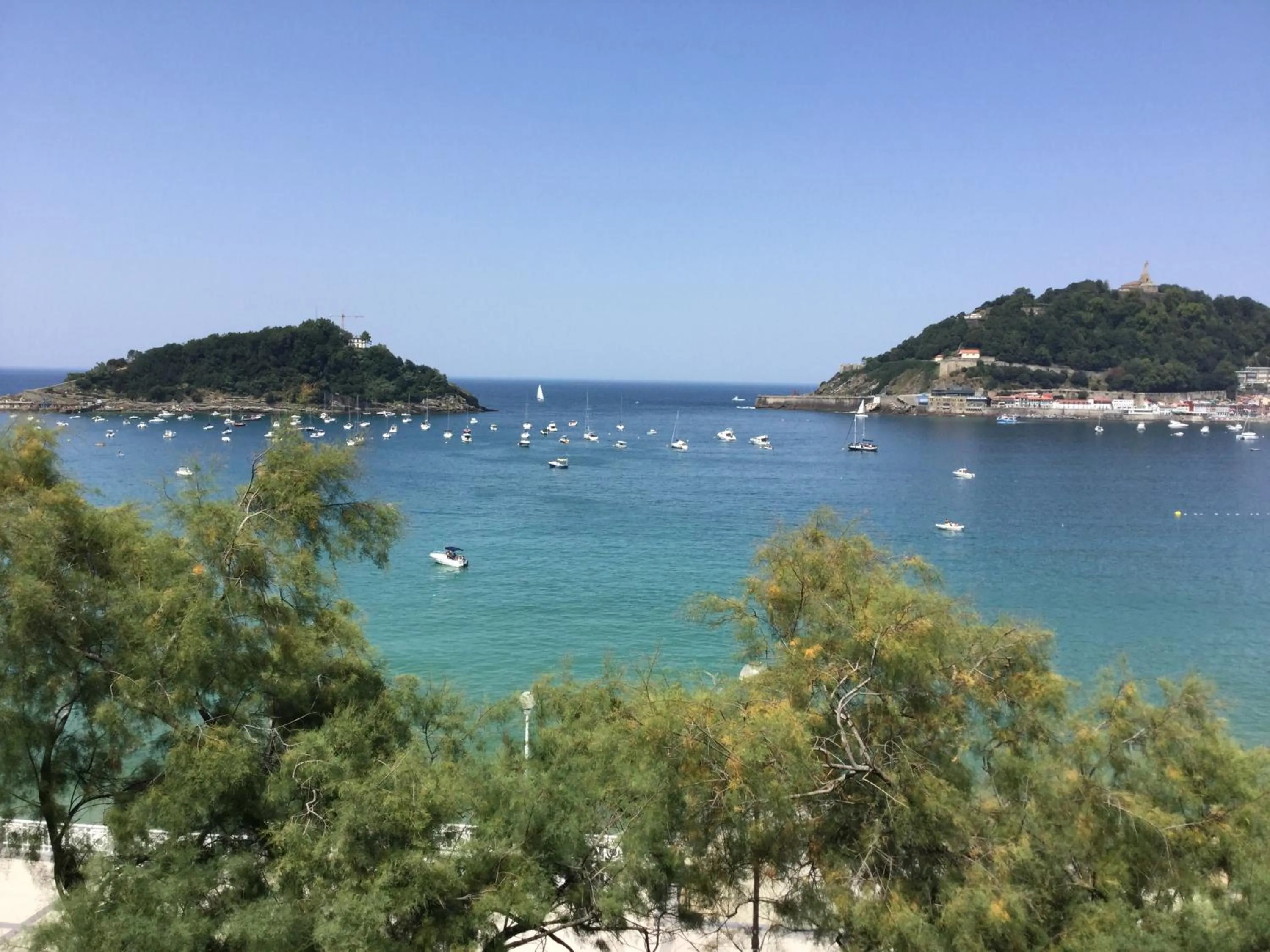 Natural landscape in Uma Suites Ondarreta