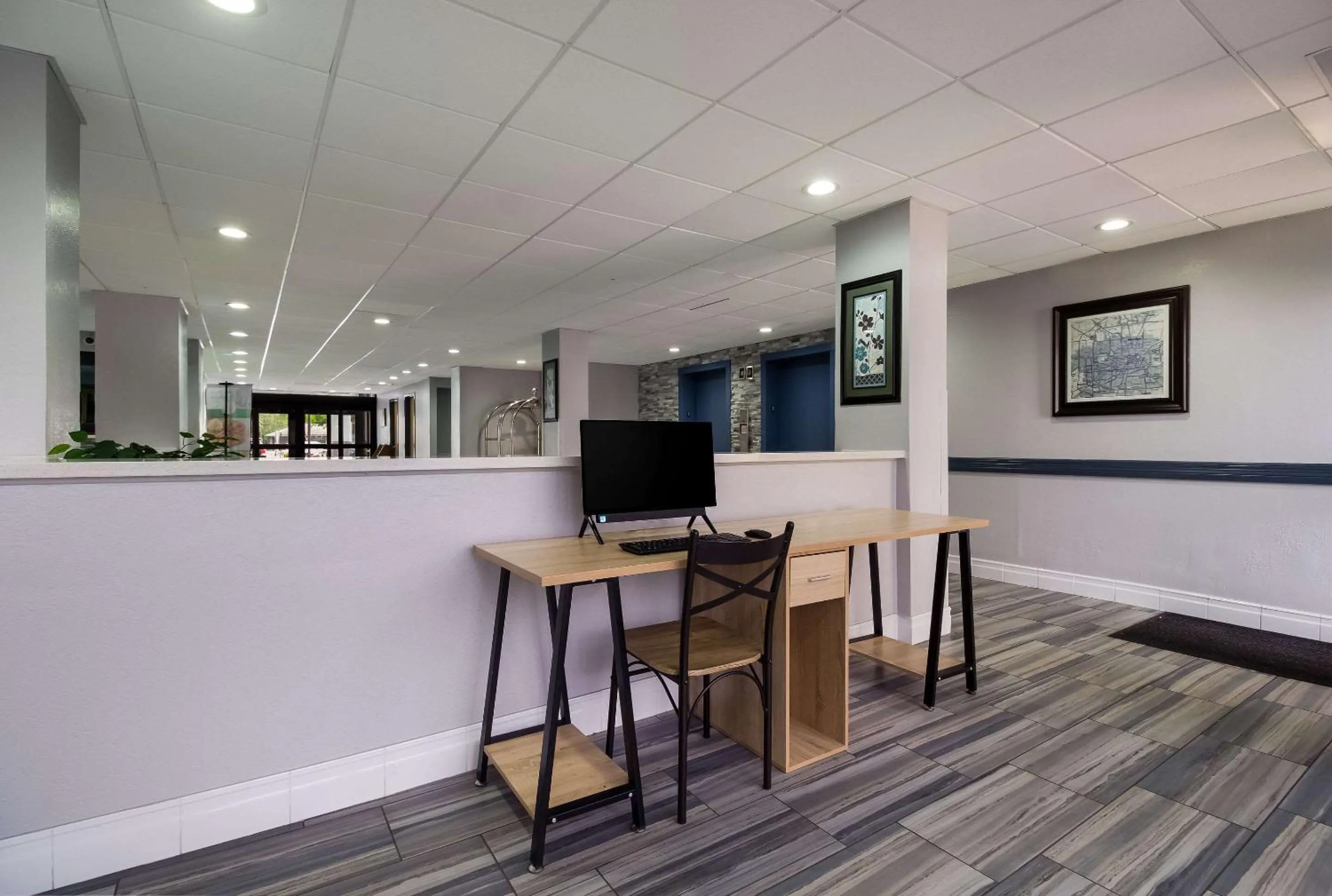 Business facilities in Quality Inn Houston East I-10