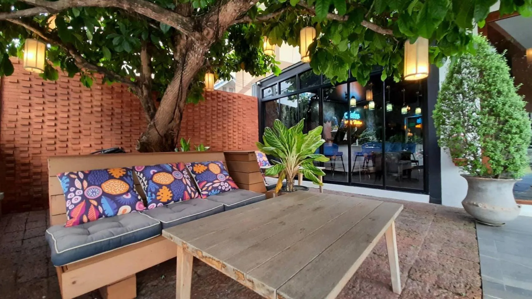Seating area in Salee Boutique Hotel