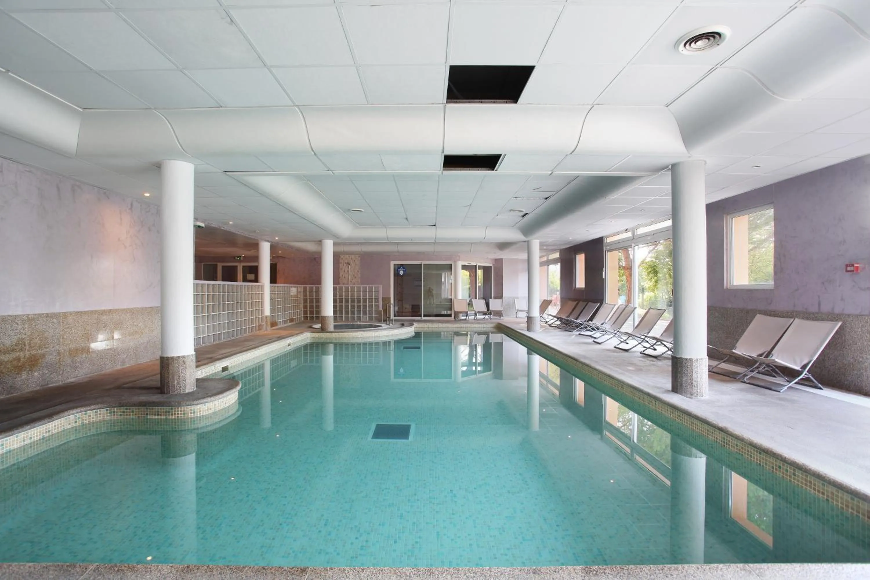 Swimming pool in Résidence Odalys La Licorne de Haute Provence