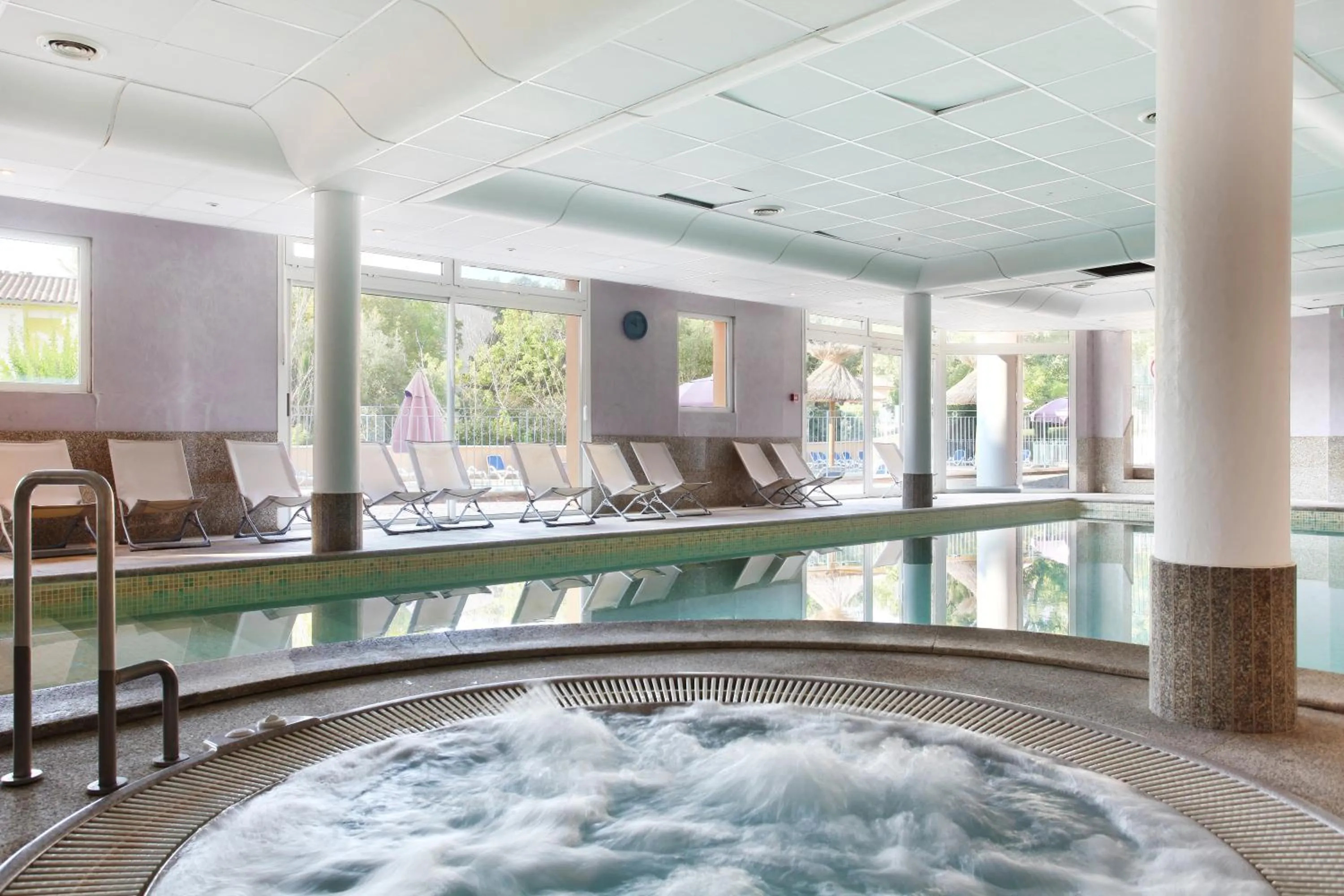 Spa and wellness centre/facilities in Résidence Odalys La Licorne de Haute Provence