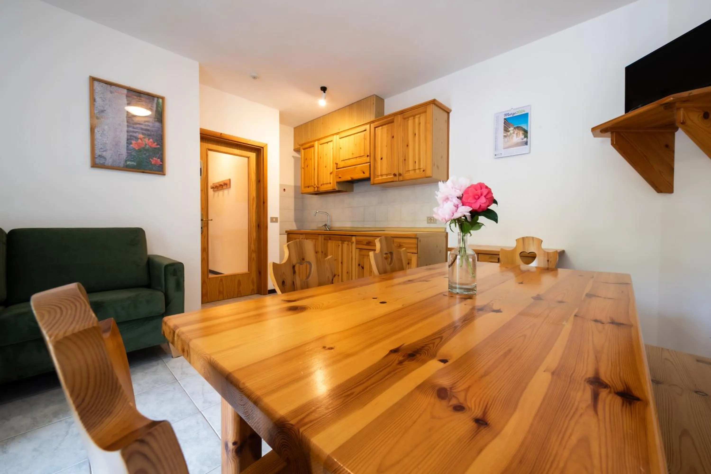 Kitchen or kitchenette in Appartamenti Lembondel - Ledro