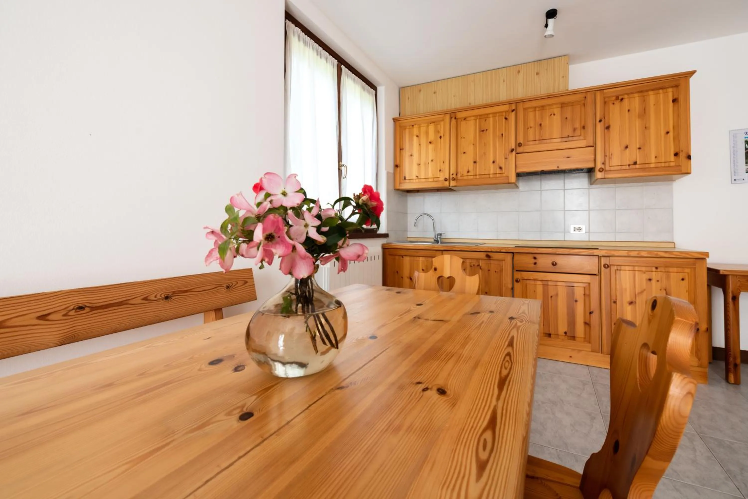Kitchen or kitchenette in Appartamenti Lembondel - Ledro