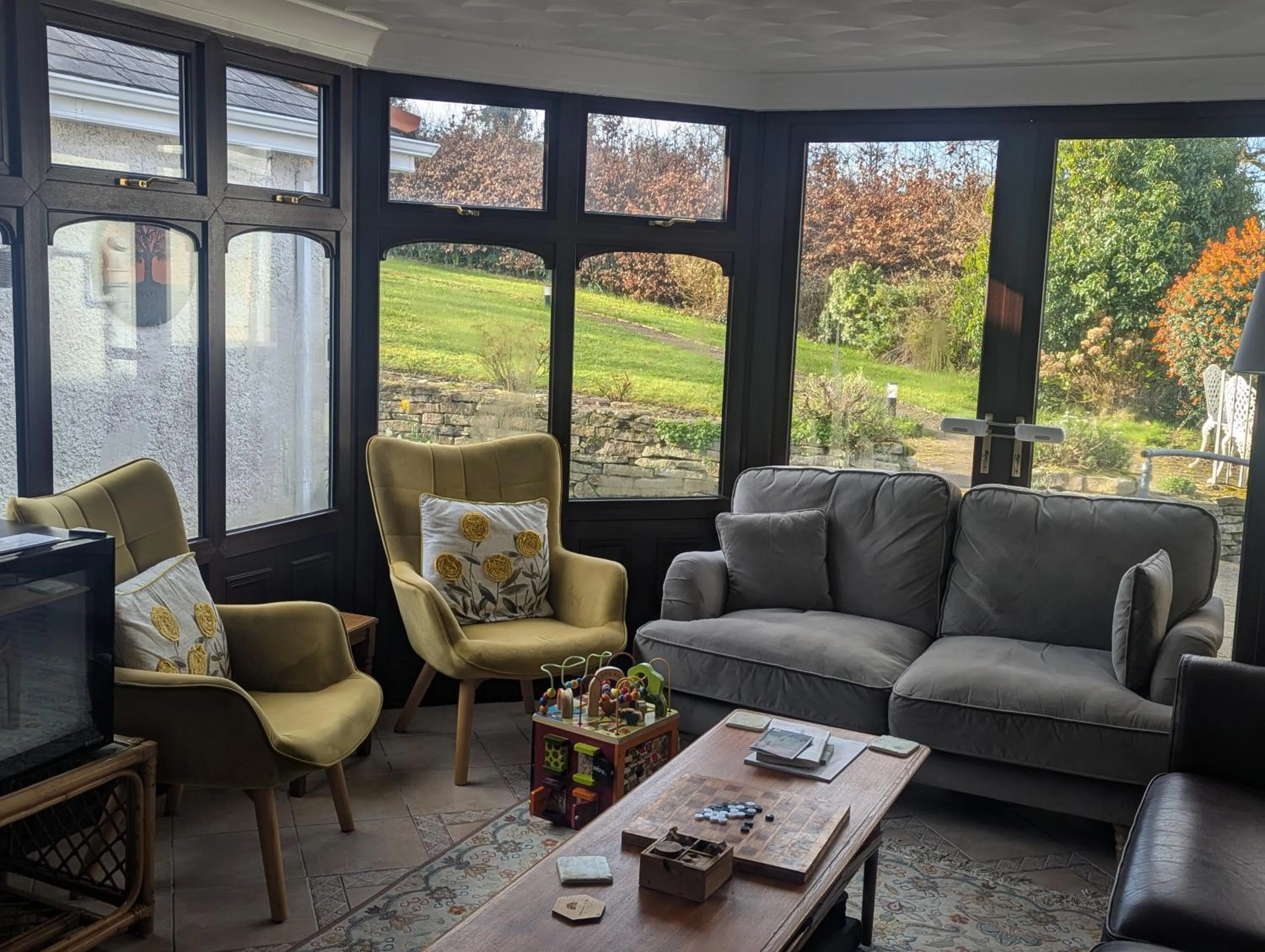 Lounge or bar in Willowbank House