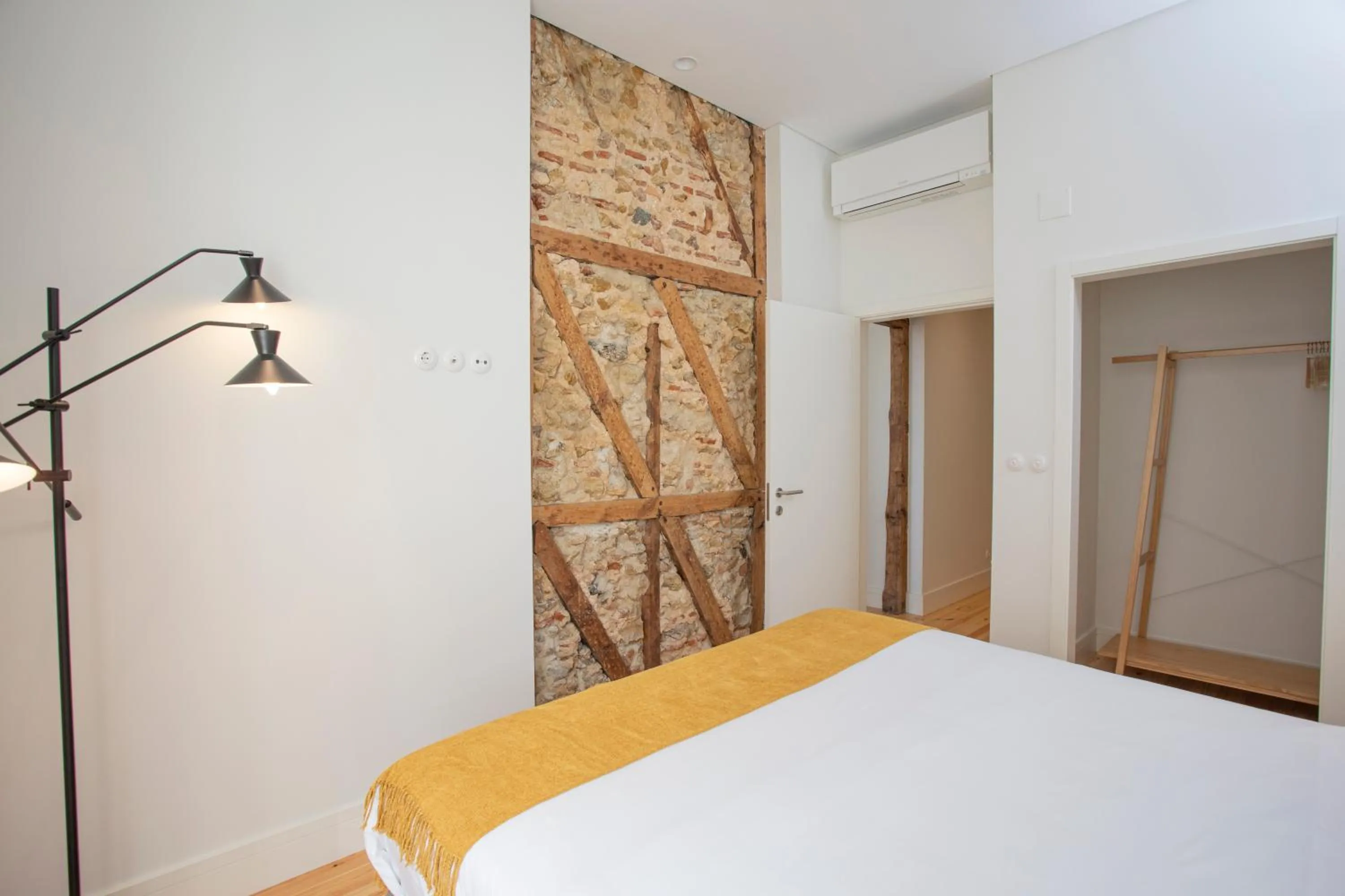 Bedroom, Bed in Montebelo Lisbon Downtown Apartments