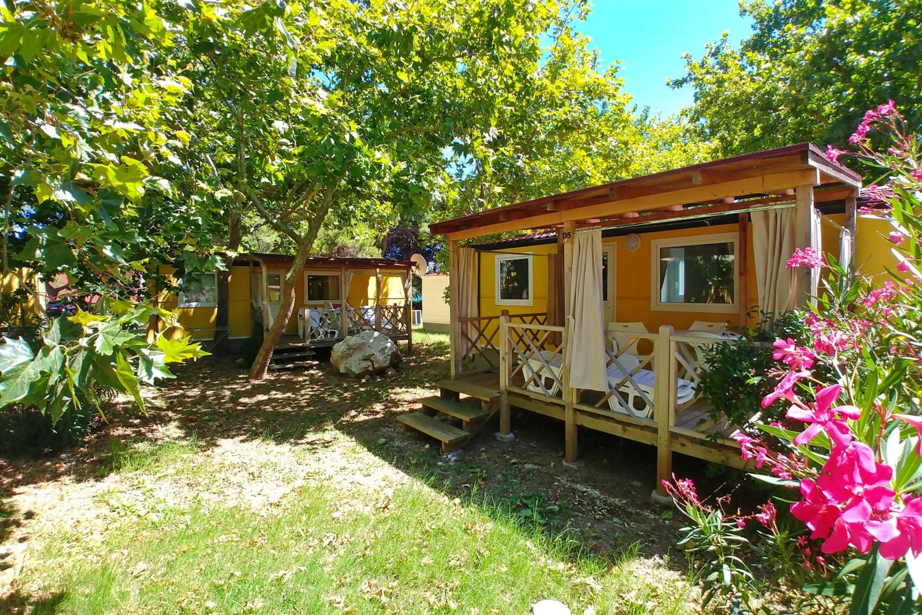 Property building in Mobile Homes Camp Perna - Adriatic Kampovi