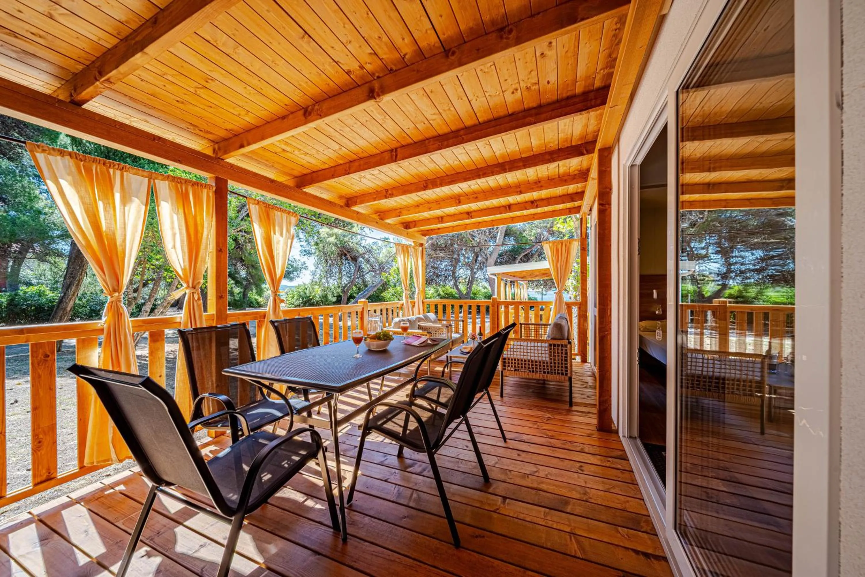 Day in Mobile Homes Camp Perna - Adriatic Kampovi