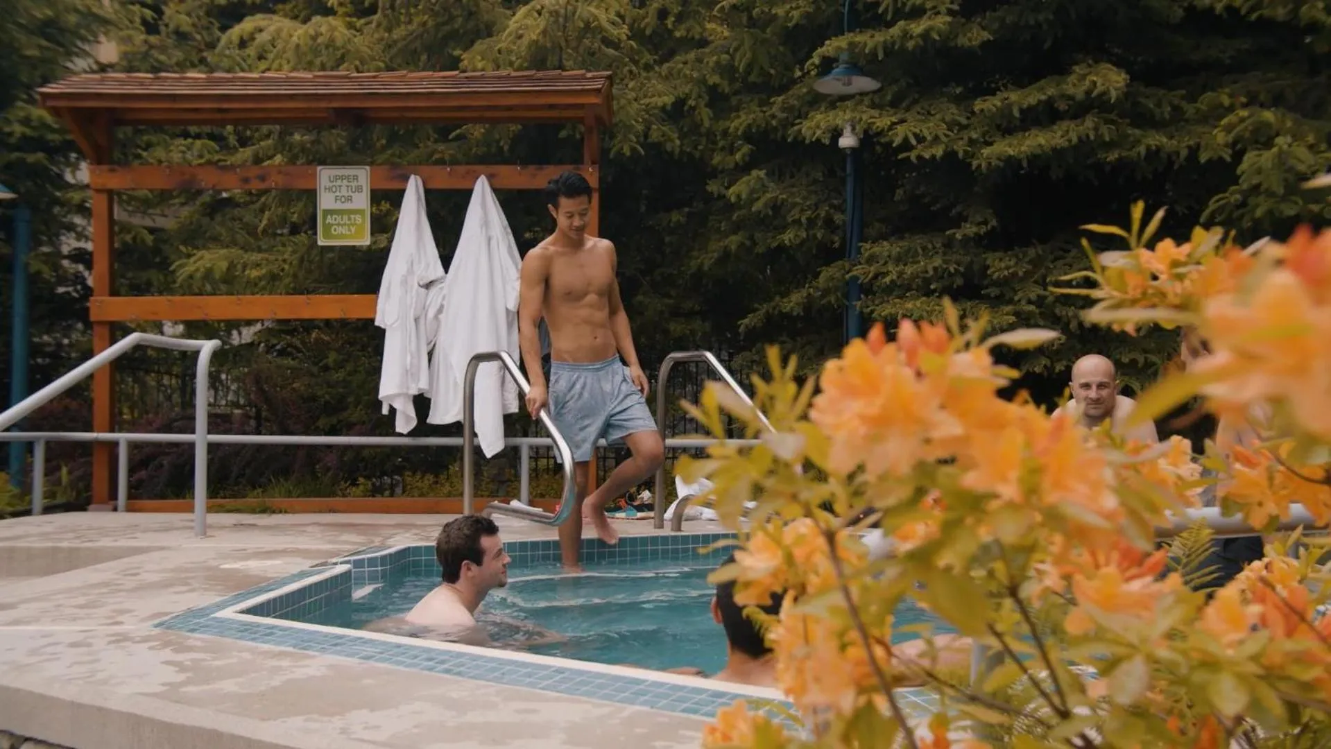 Hot Tub in Blackcomb Springs Suites by CLIQUE