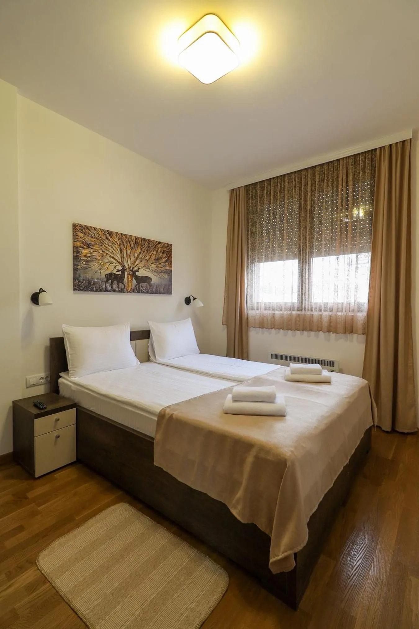 Bedroom, Bed in All Seasons Residence