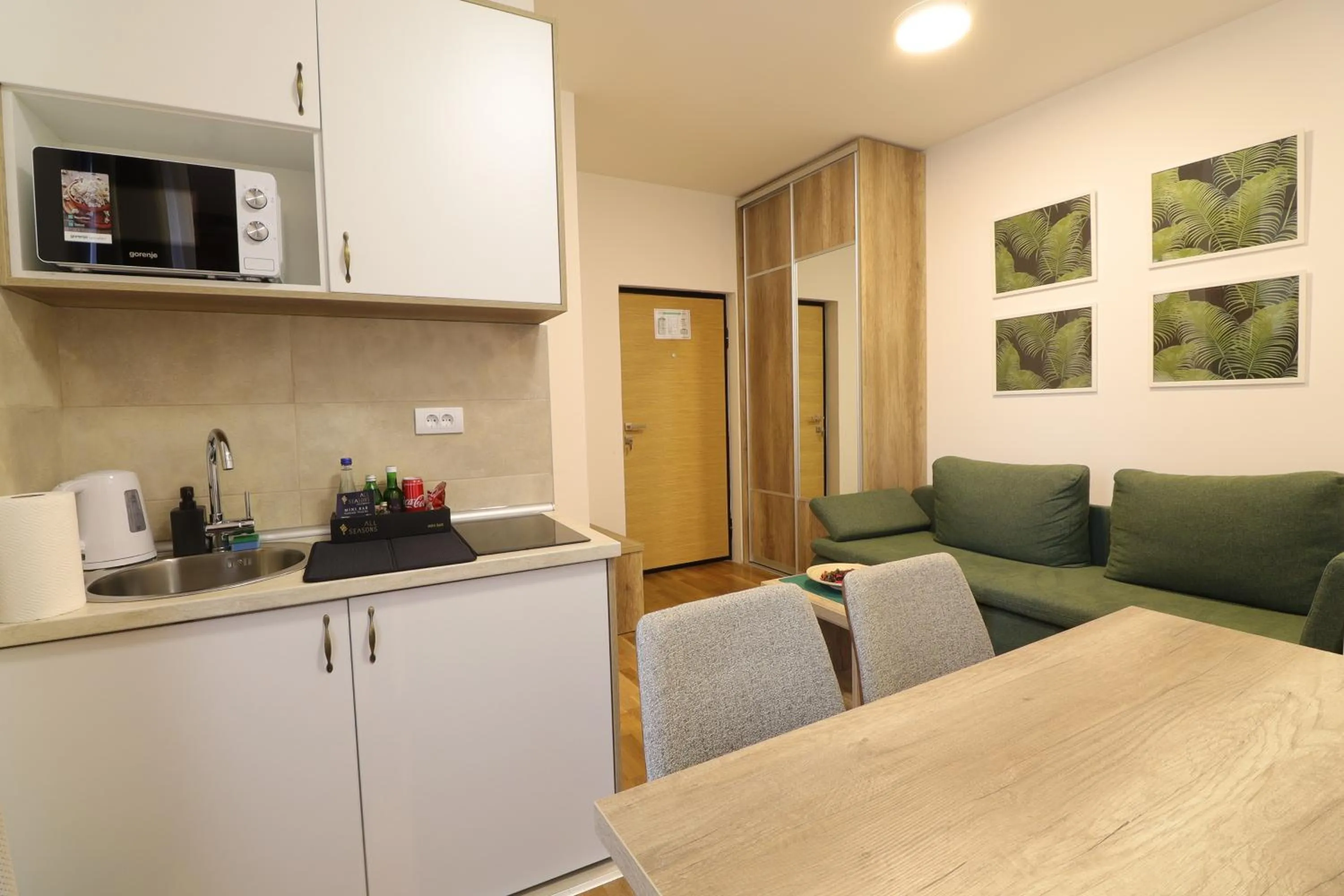 Kitchen or kitchenette in All Seasons Residence