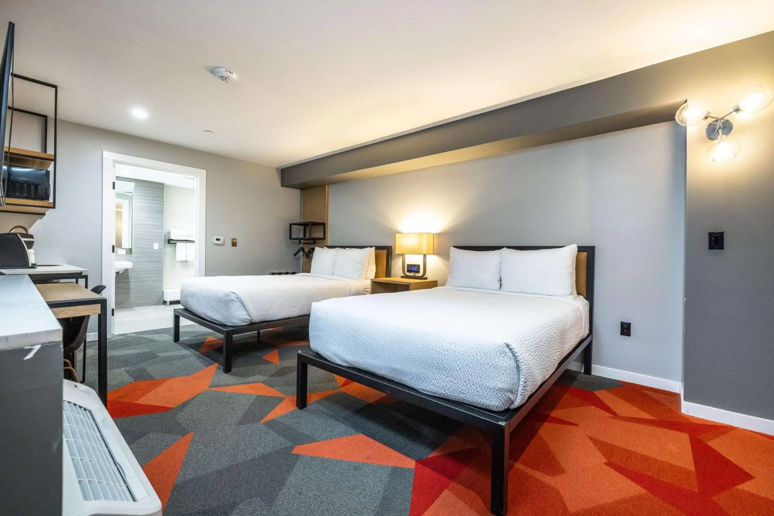 Bed in Infinity Hotel San Francisco, Tapestry Collection by Hilton