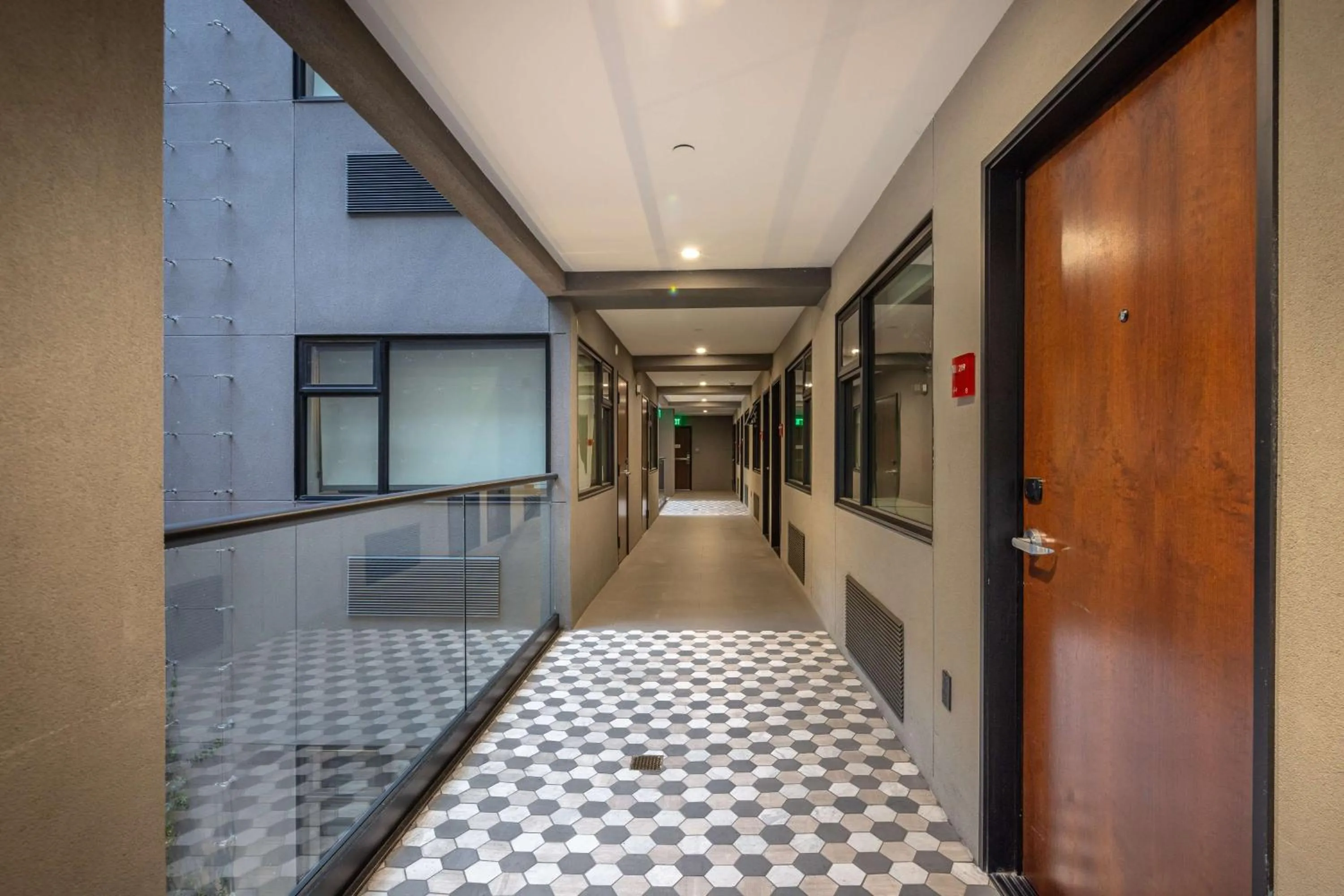 Property building in Infinity Hotel San Francisco, Tapestry Collection by Hilton