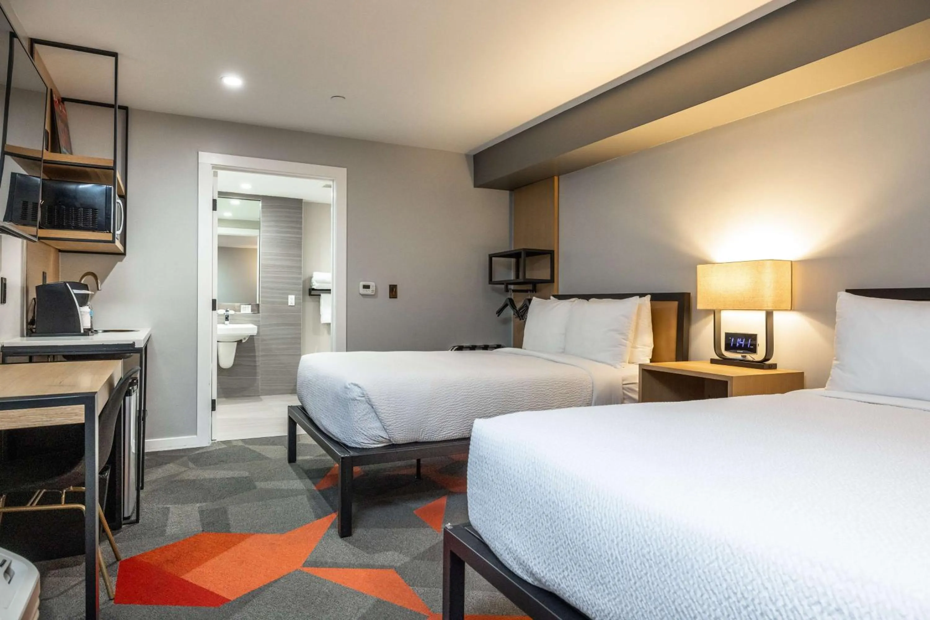 Bed in Infinity Hotel San Francisco, Tapestry Collection by Hilton