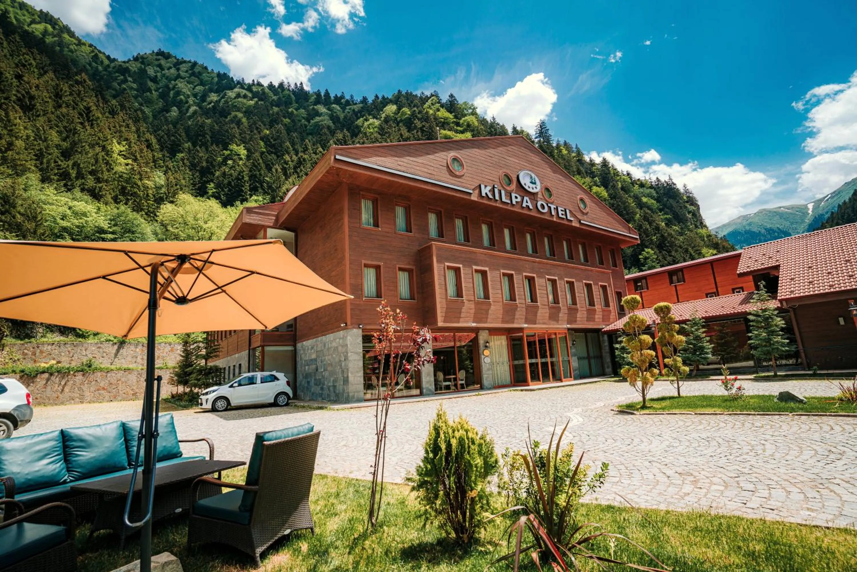 Property building in Kilpa Hotel