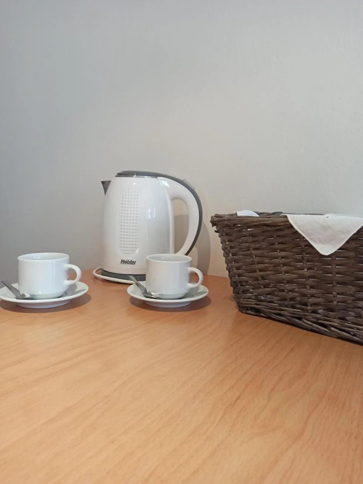 Coffee/tea facilities in To Kastro