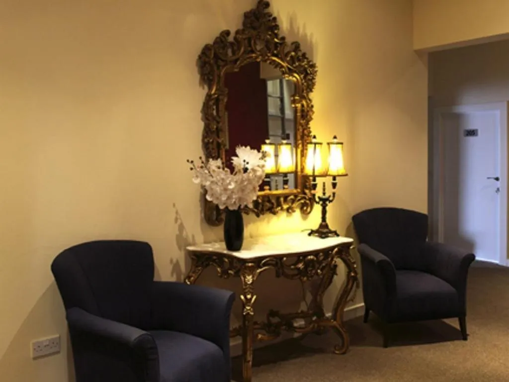 Living room in The Pearl Hotel