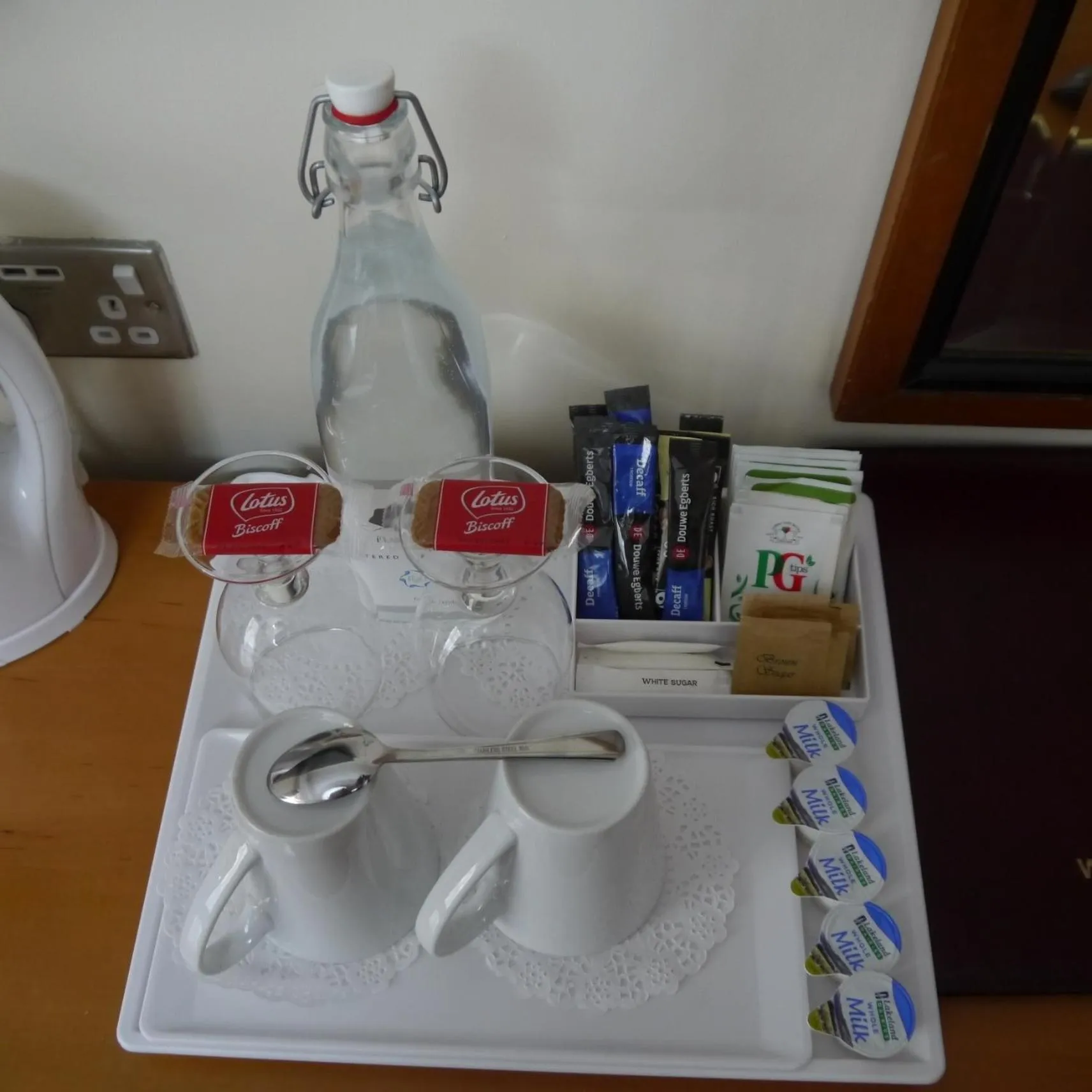 Food and drinks in The Pearl Hotel