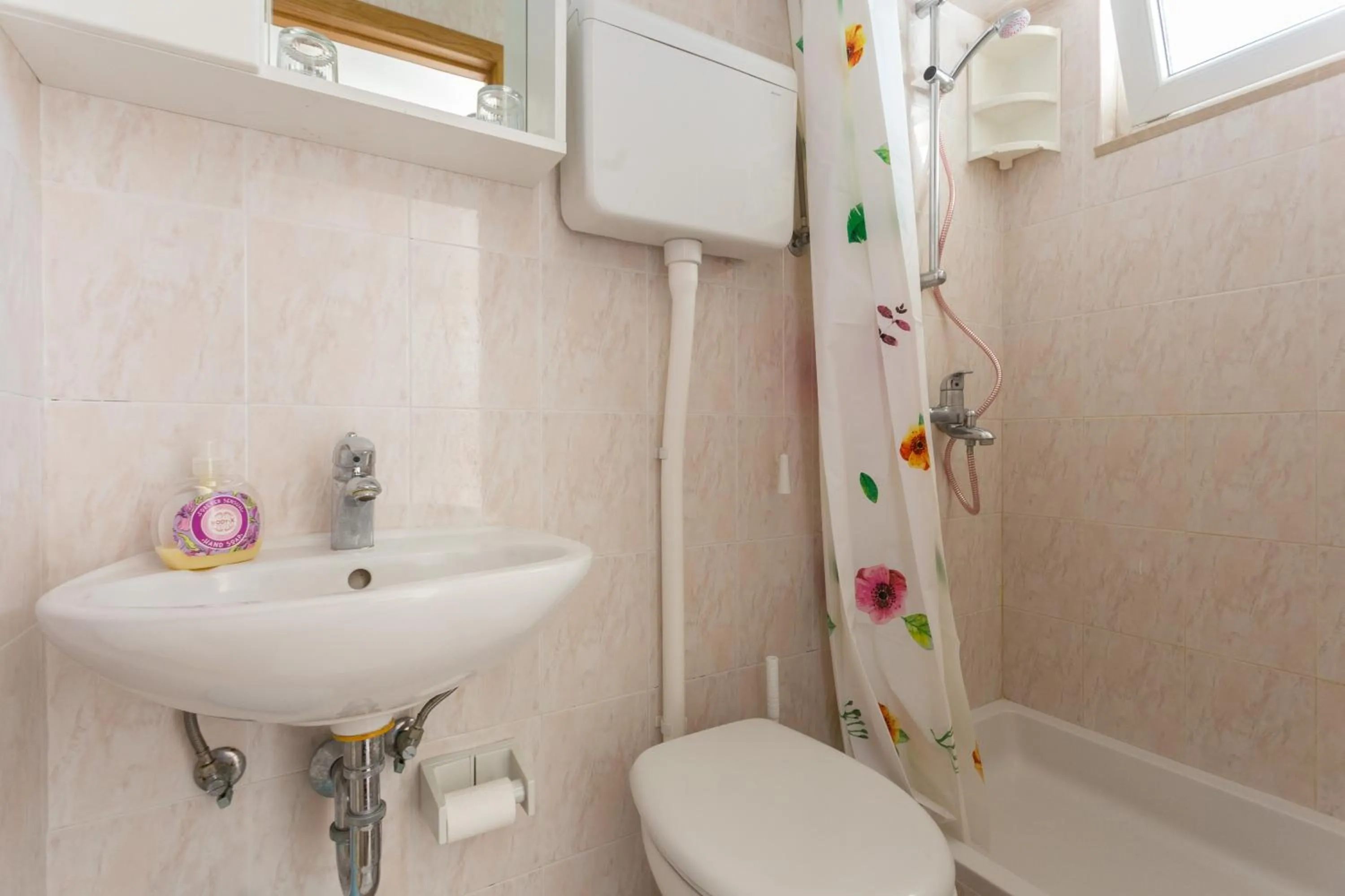 Bathroom in Guest House Luce