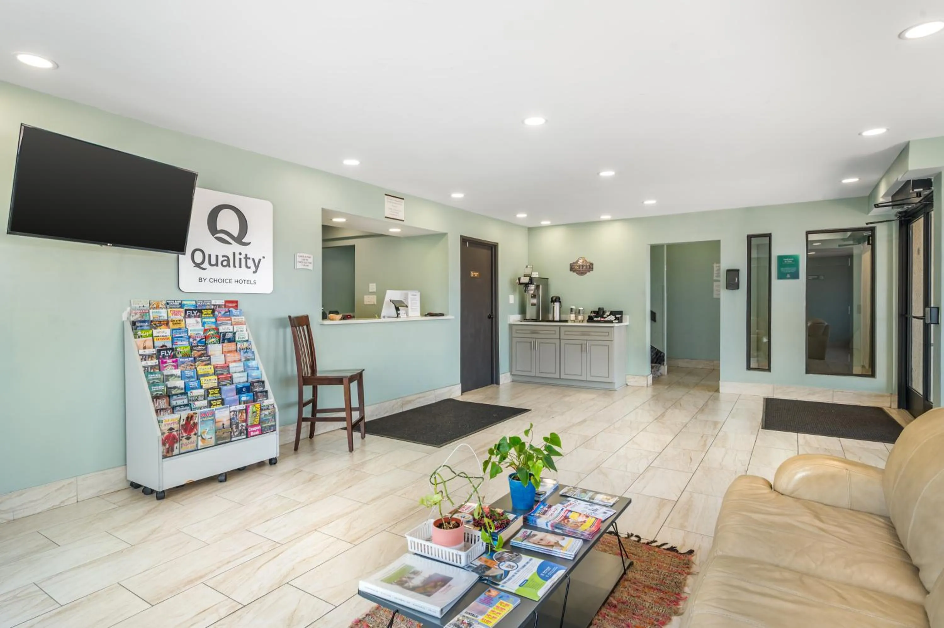 Lobby or reception in Quality Inn Chesapeake - Greenbrier
