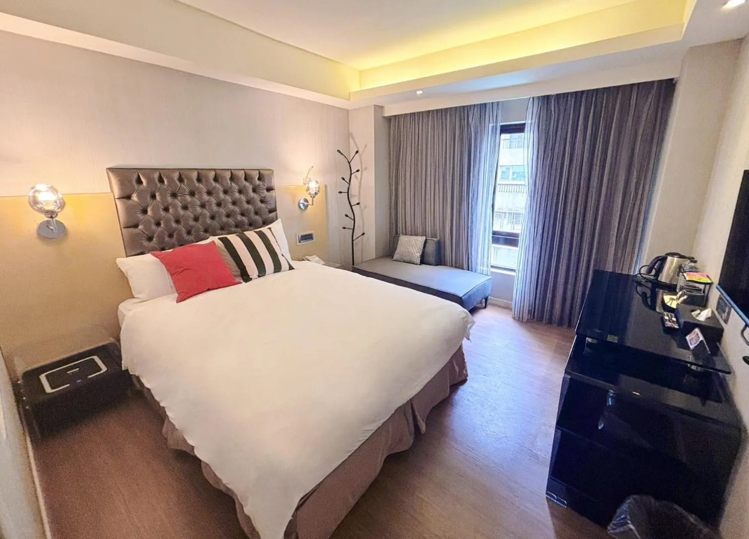Double Room with View in HopeCity MinSheng Hotel