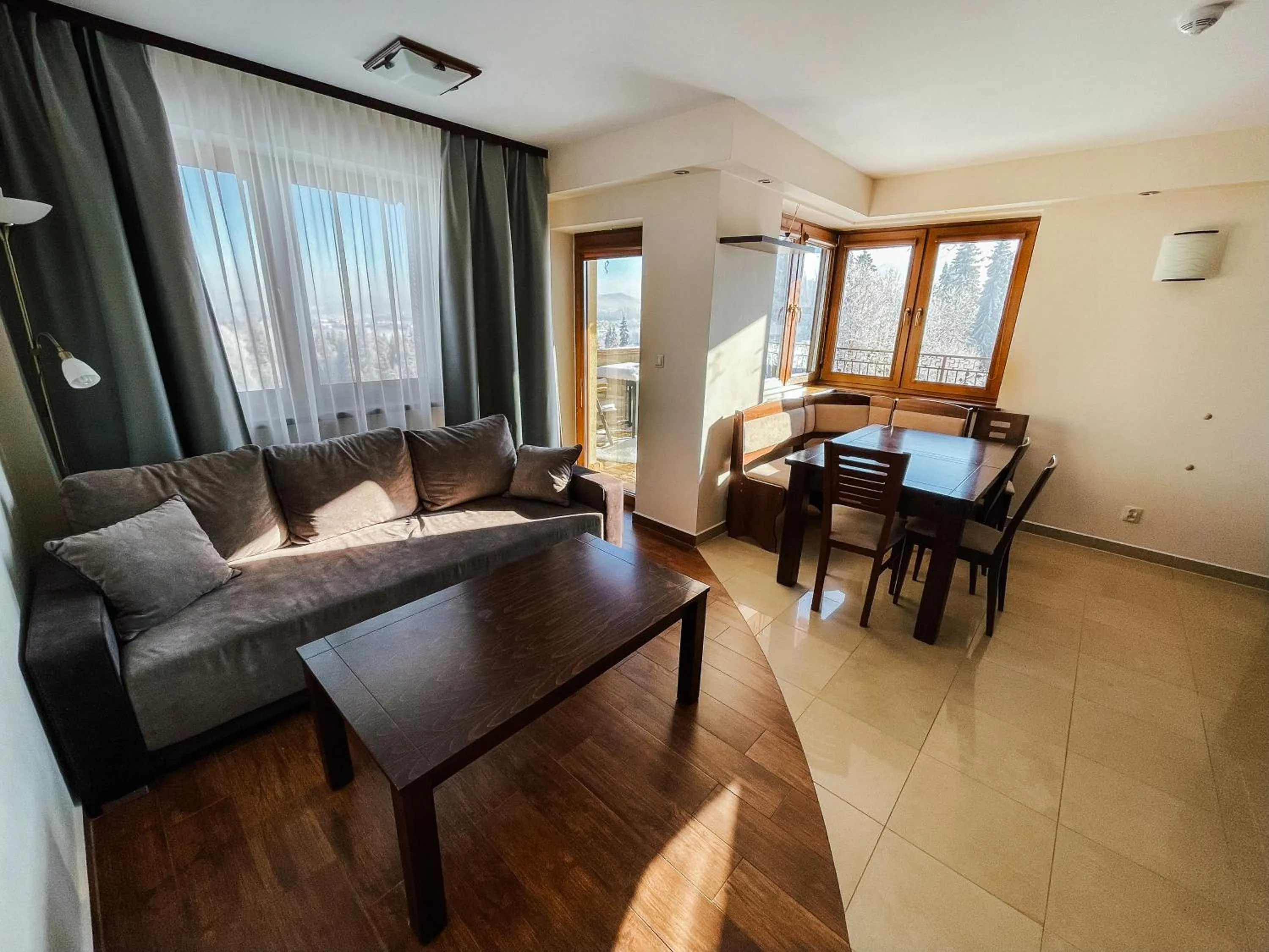 Living room in Willa Pachówka - tam, gdzie natura spotyka się z nowoczesnością