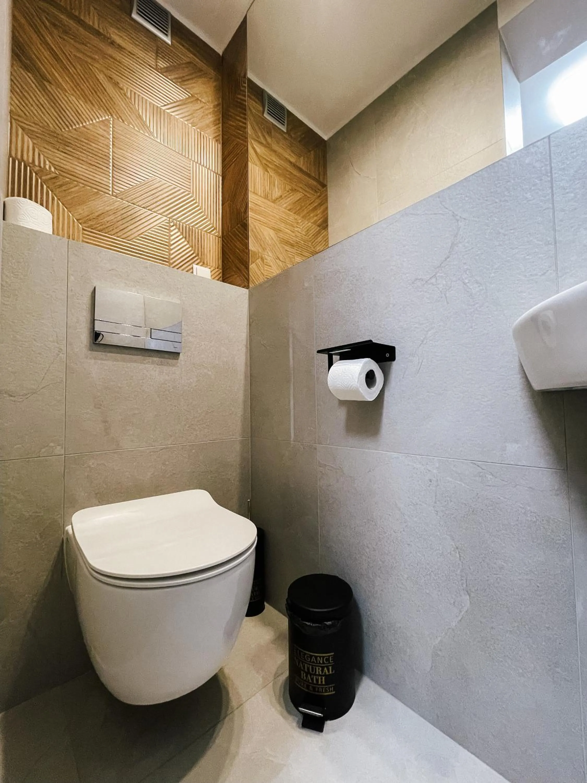 Bathroom in Willa Pachówka - tam, gdzie natura spotyka się z nowoczesnością