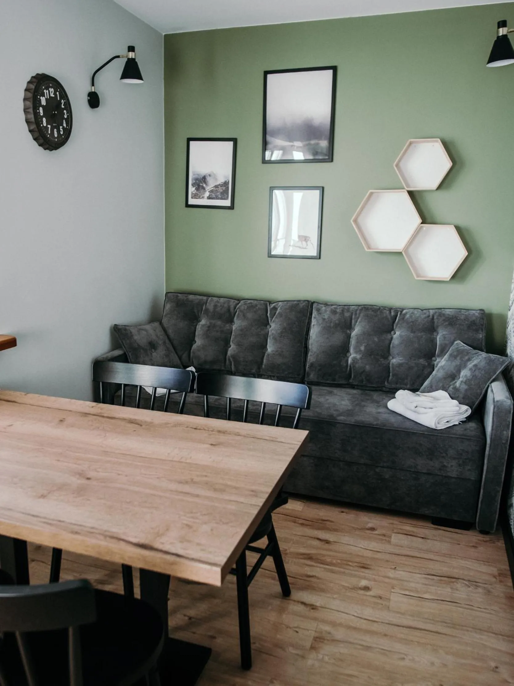 Seating area in Willa Pachówka - tam, gdzie natura spotyka się z nowoczesnością