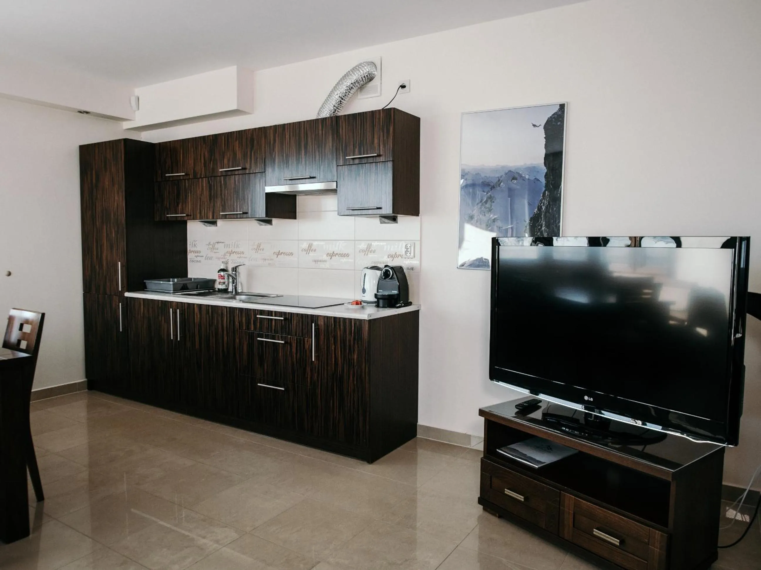 Kitchen or kitchenette in Willa Pachówka - tam, gdzie natura spotyka się z nowoczesnością