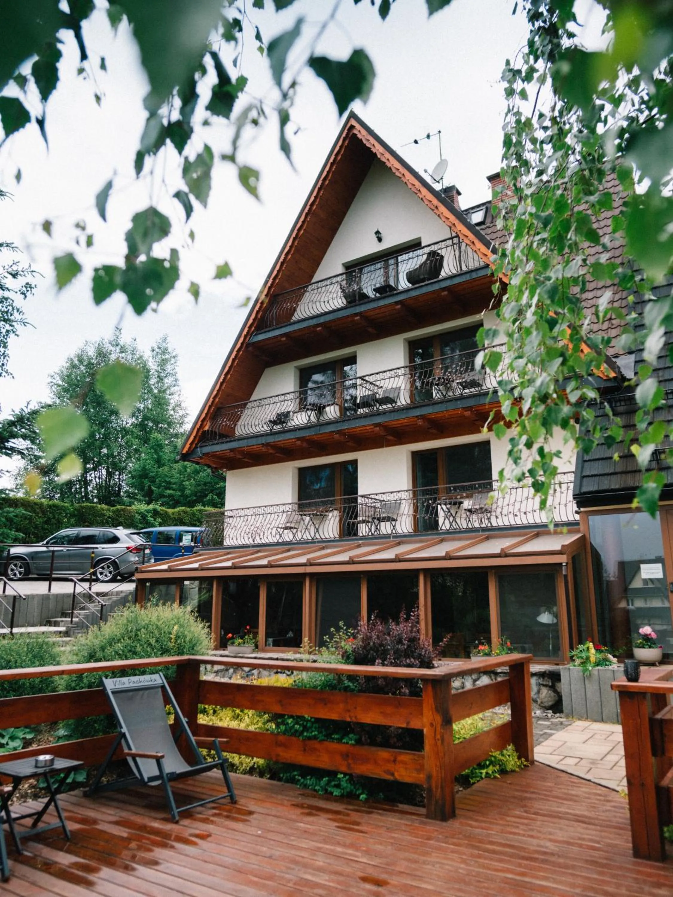 Property building in Willa Pachówka - tam, gdzie natura spotyka się z nowoczesnością